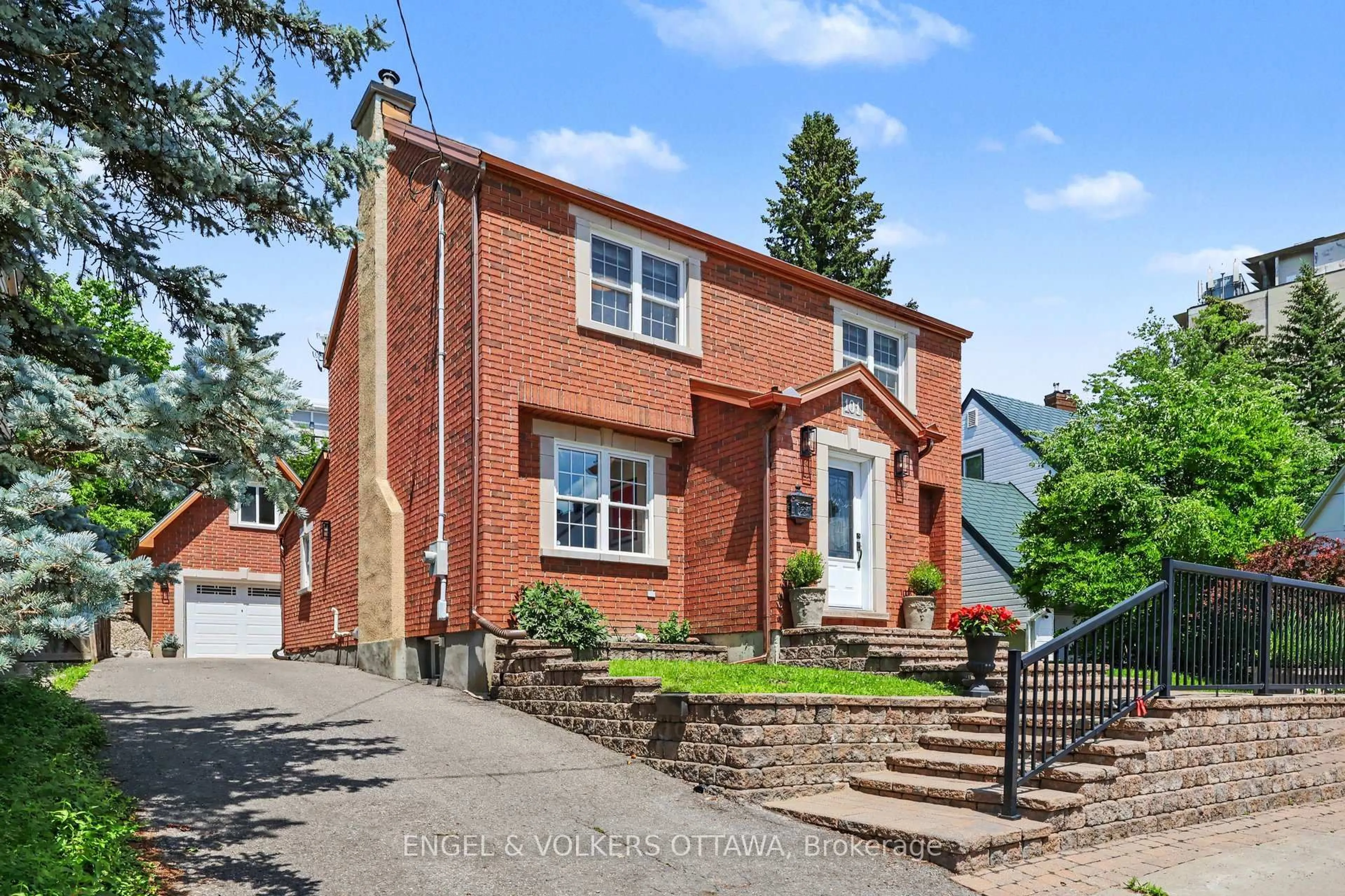Home with brick exterior material, street for 101 Ivy Cres, Ottawa Ontario K1M 1Y1