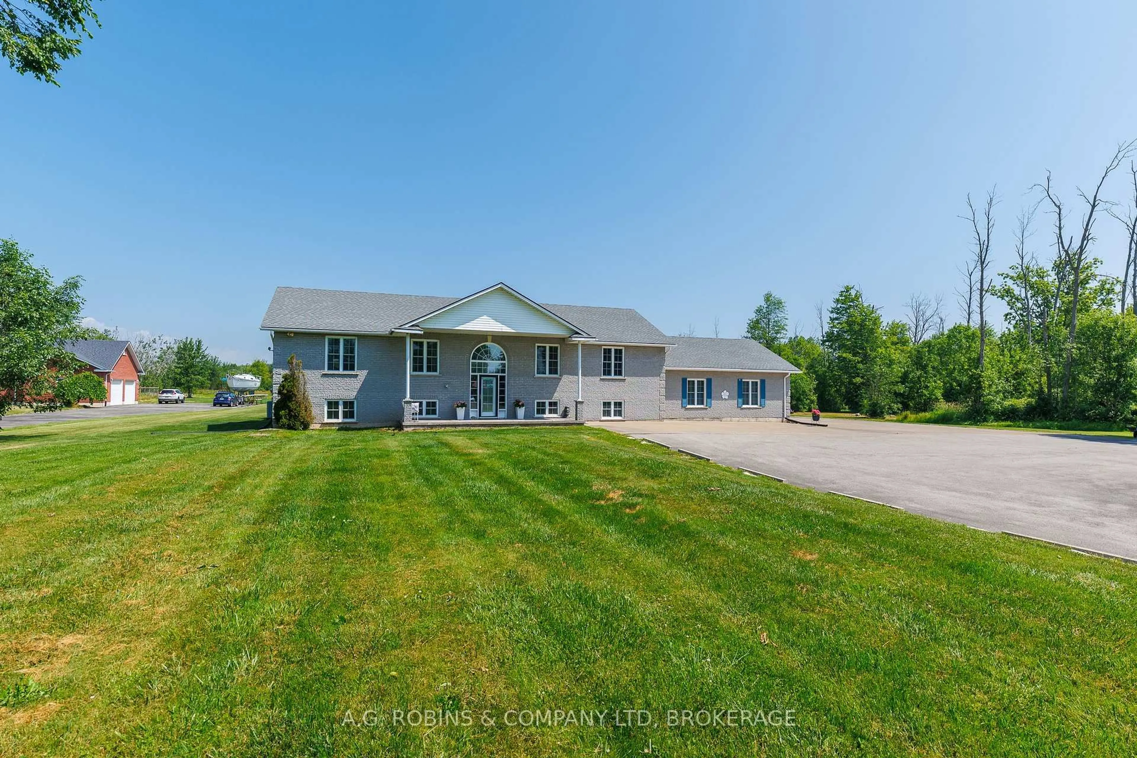 A pic from outside/outdoor area/front of a property/back of a property/a pic from drone, water/lake/river/ocean view for 12312 LAKESHORE Rd, Wainfleet Ontario L0S 1V0