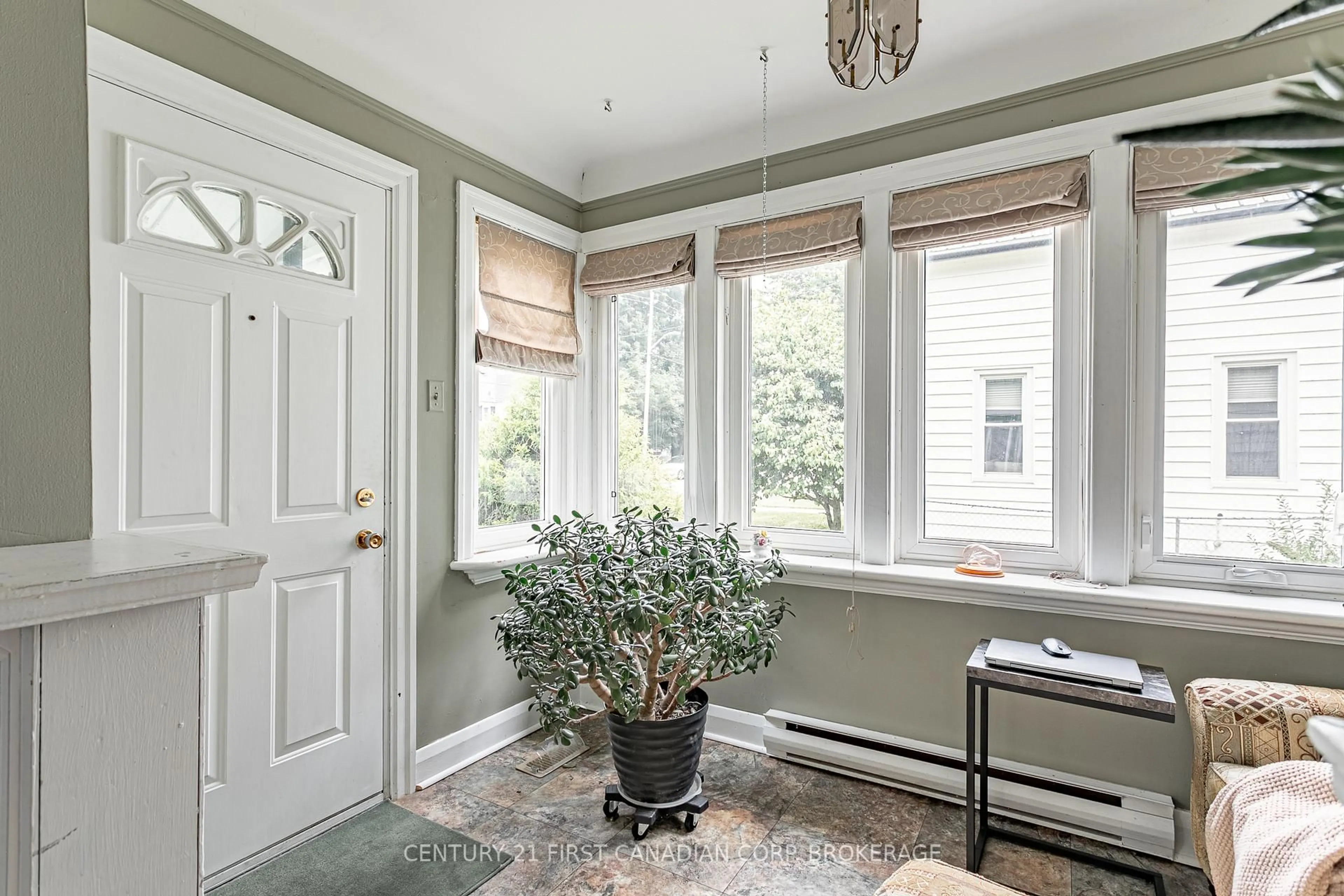 Indoor entryway for 143 George St, Zorra Ontario N0M 2M0