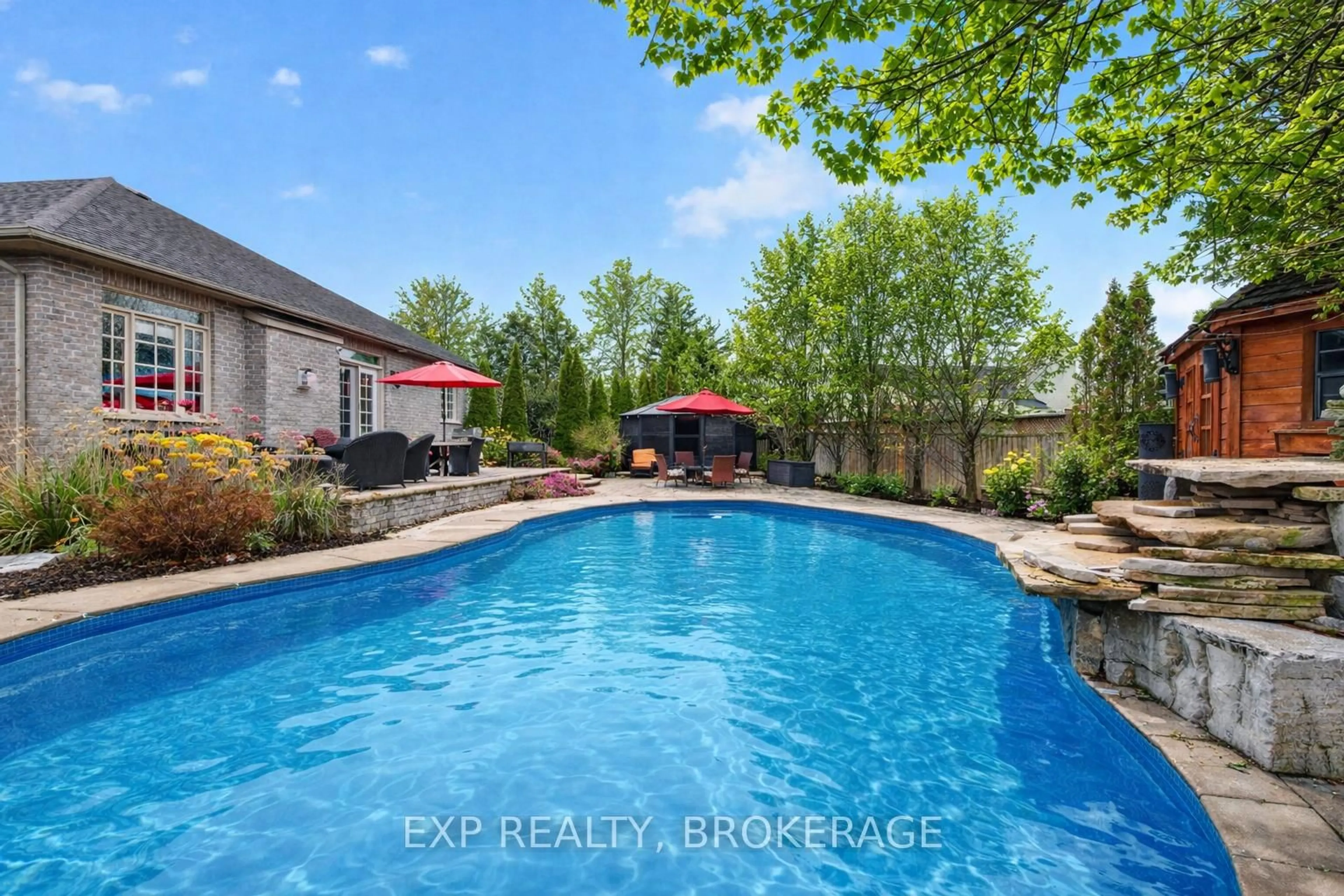 Pool for 24 ADMIRAL'S Crt, Bath Ontario K0H 1G0