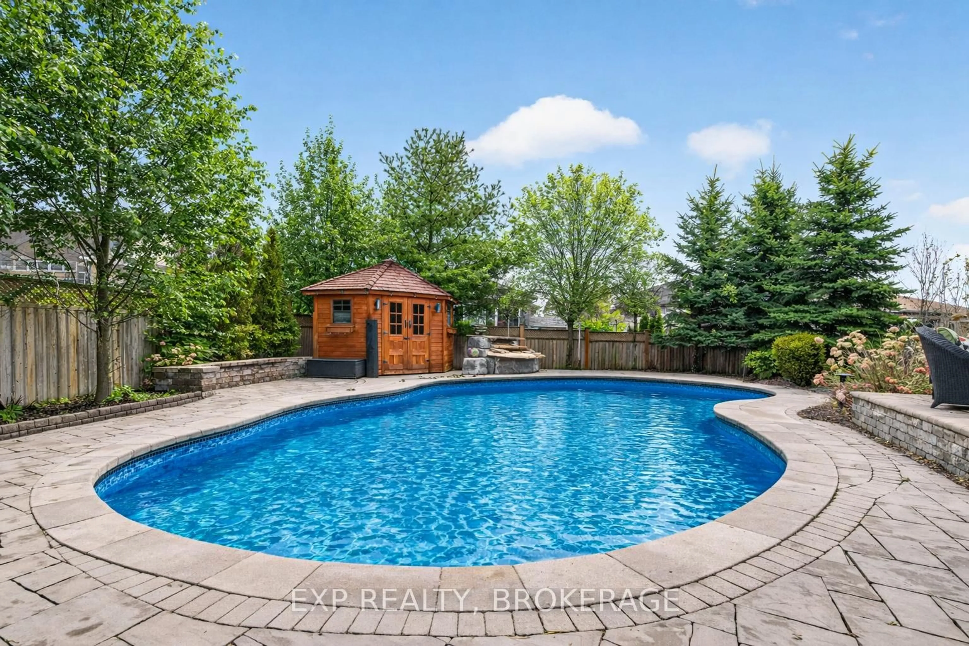 Pool for 24 ADMIRAL'S Crt, Bath Ontario K0H 1G0
