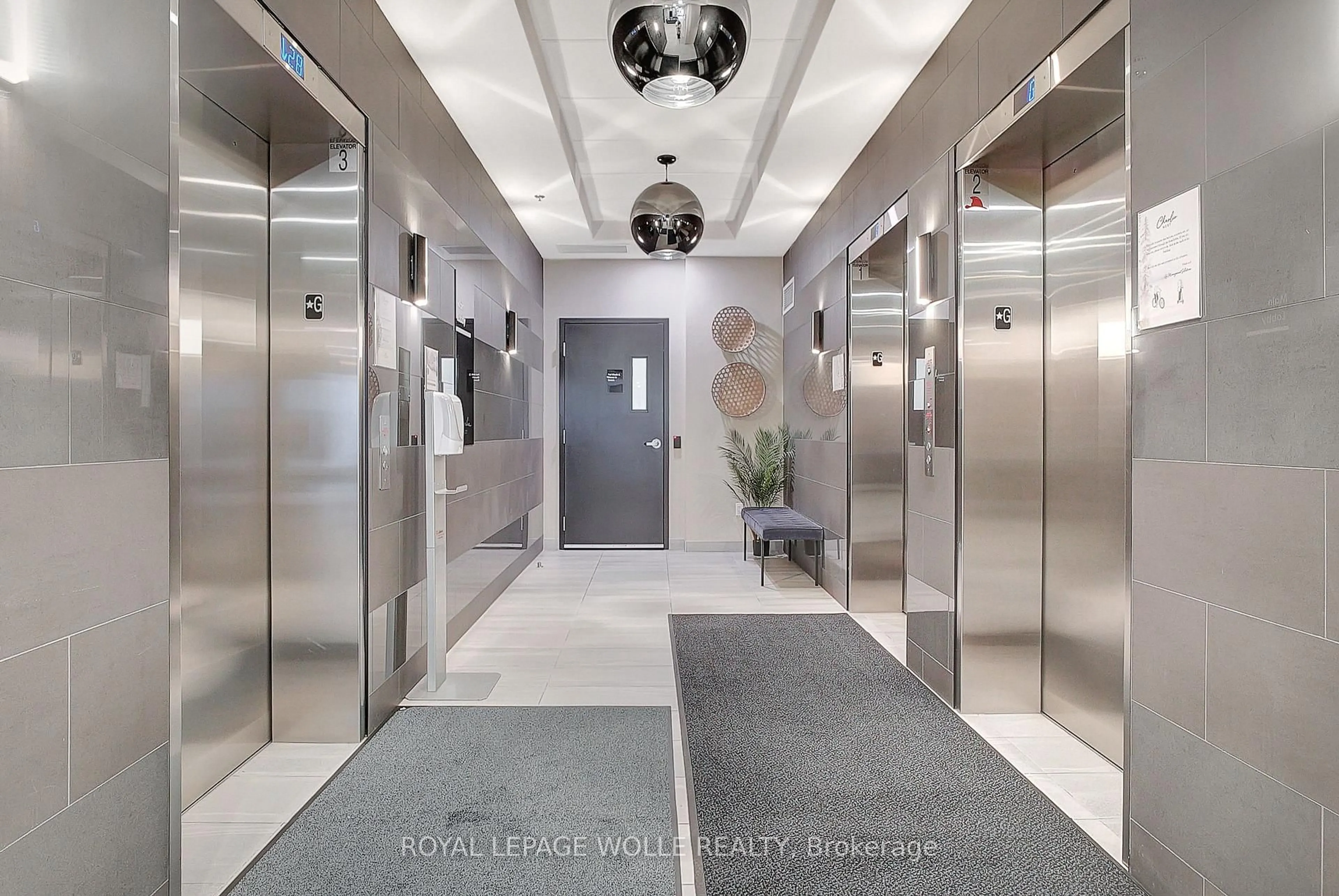 Indoor foyer for 60 Charles St #1904, Kitchener Ontario N2G 0C9