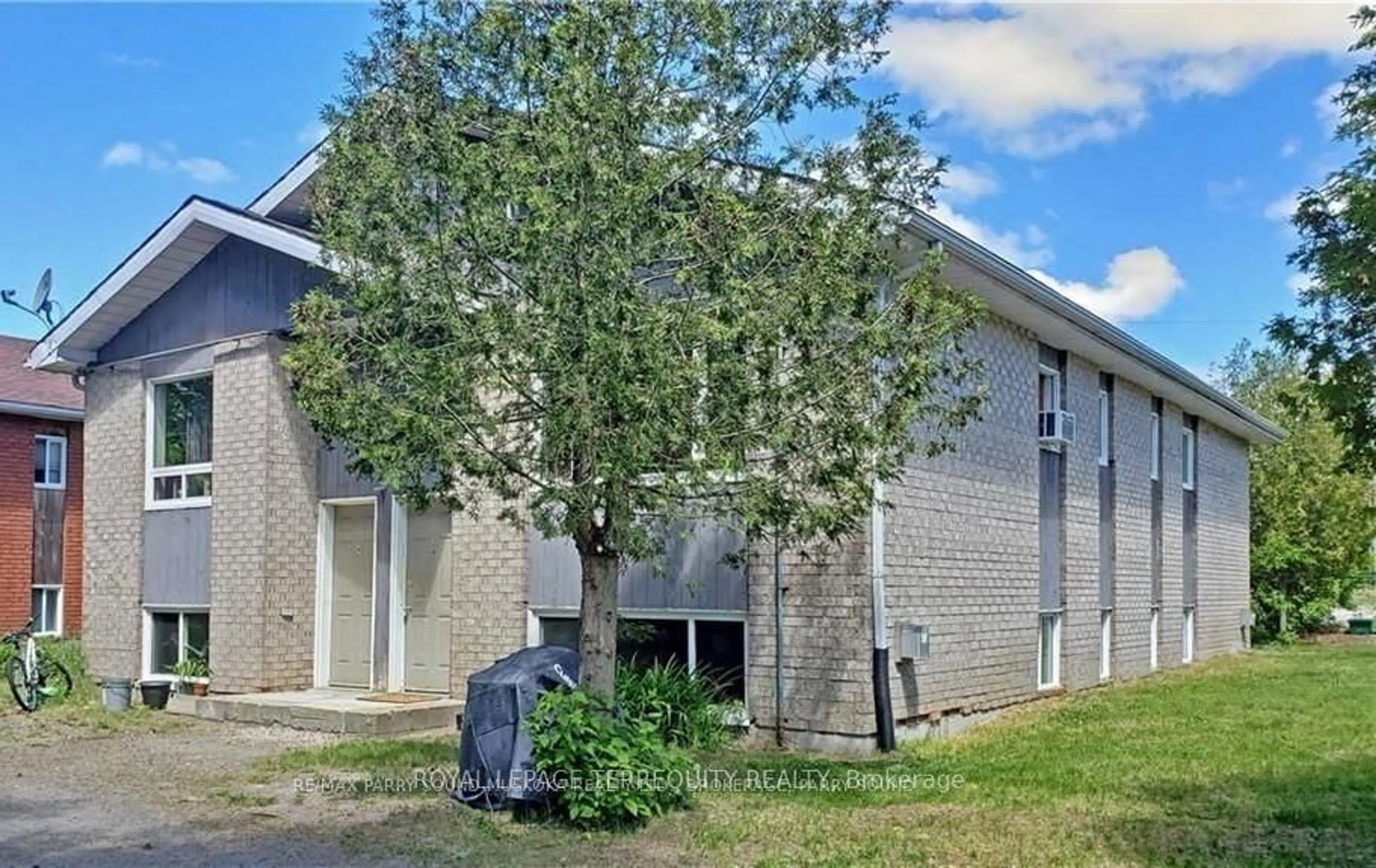 Unknown for 1 Melissa St, Parry Sound Ontario P2A 2R4