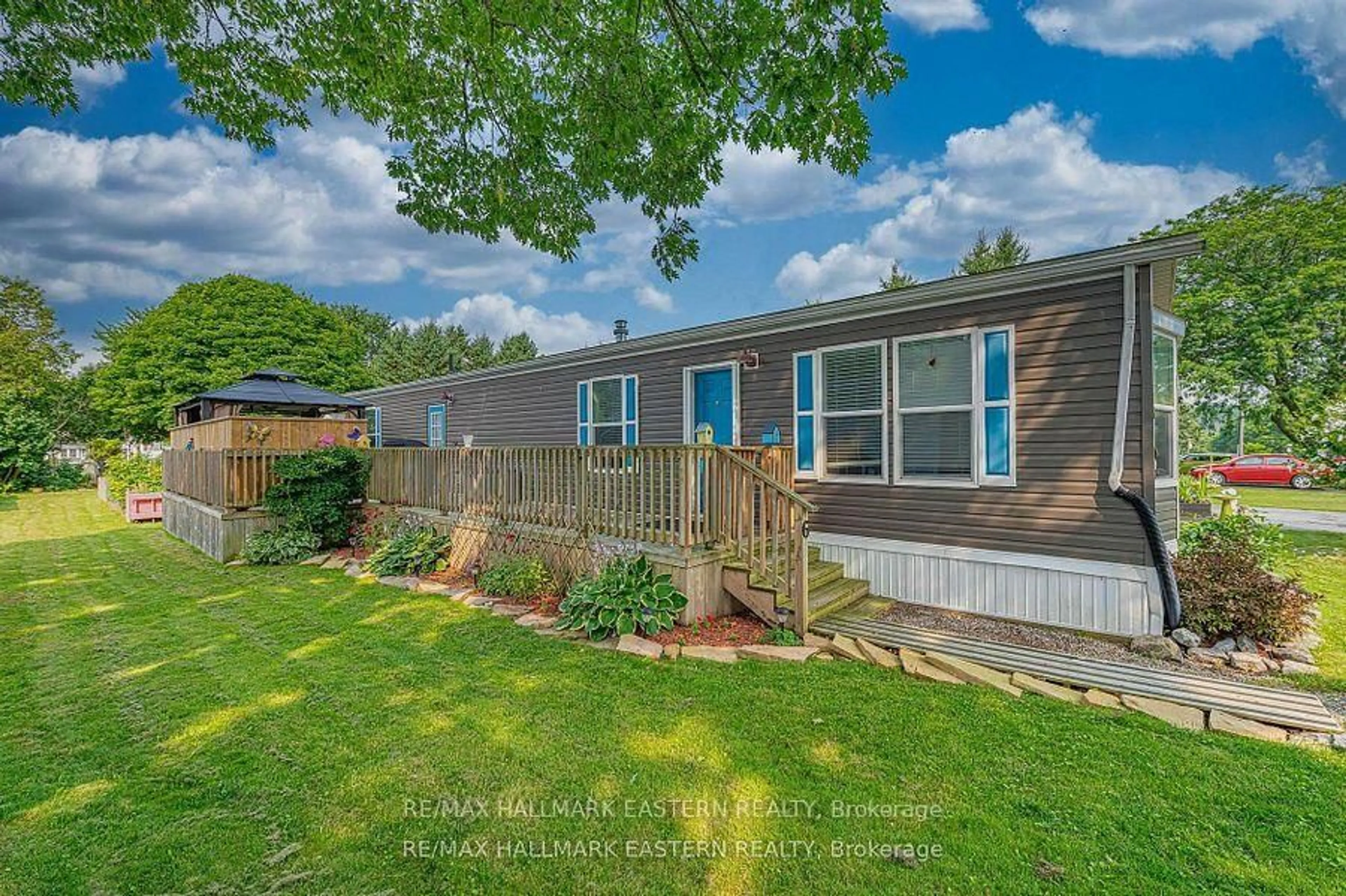 A pic from outside/outdoor area/front of a property/back of a property/a pic from drone, water/lake/river/ocean view for 6 Hillview Dr, Cobourg Ontario K9A 0X1