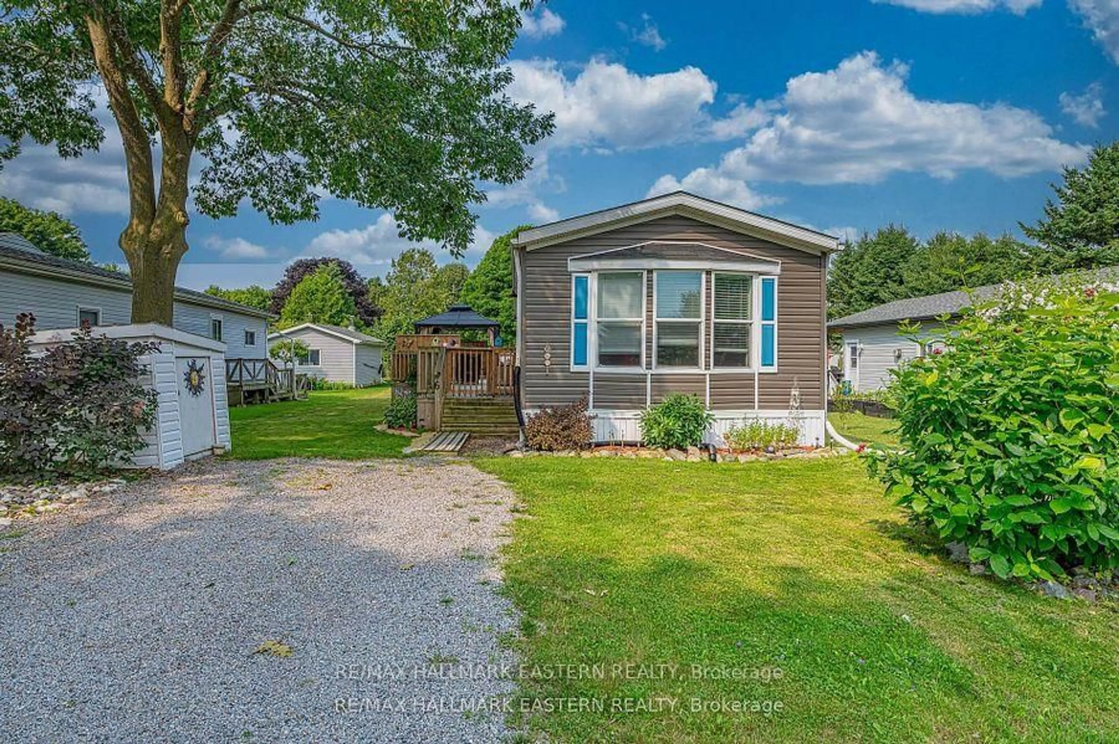 Home with vinyl exterior material, water/lake/river/ocean view for 6 Hillview Dr, Cobourg Ontario K9A 0X1