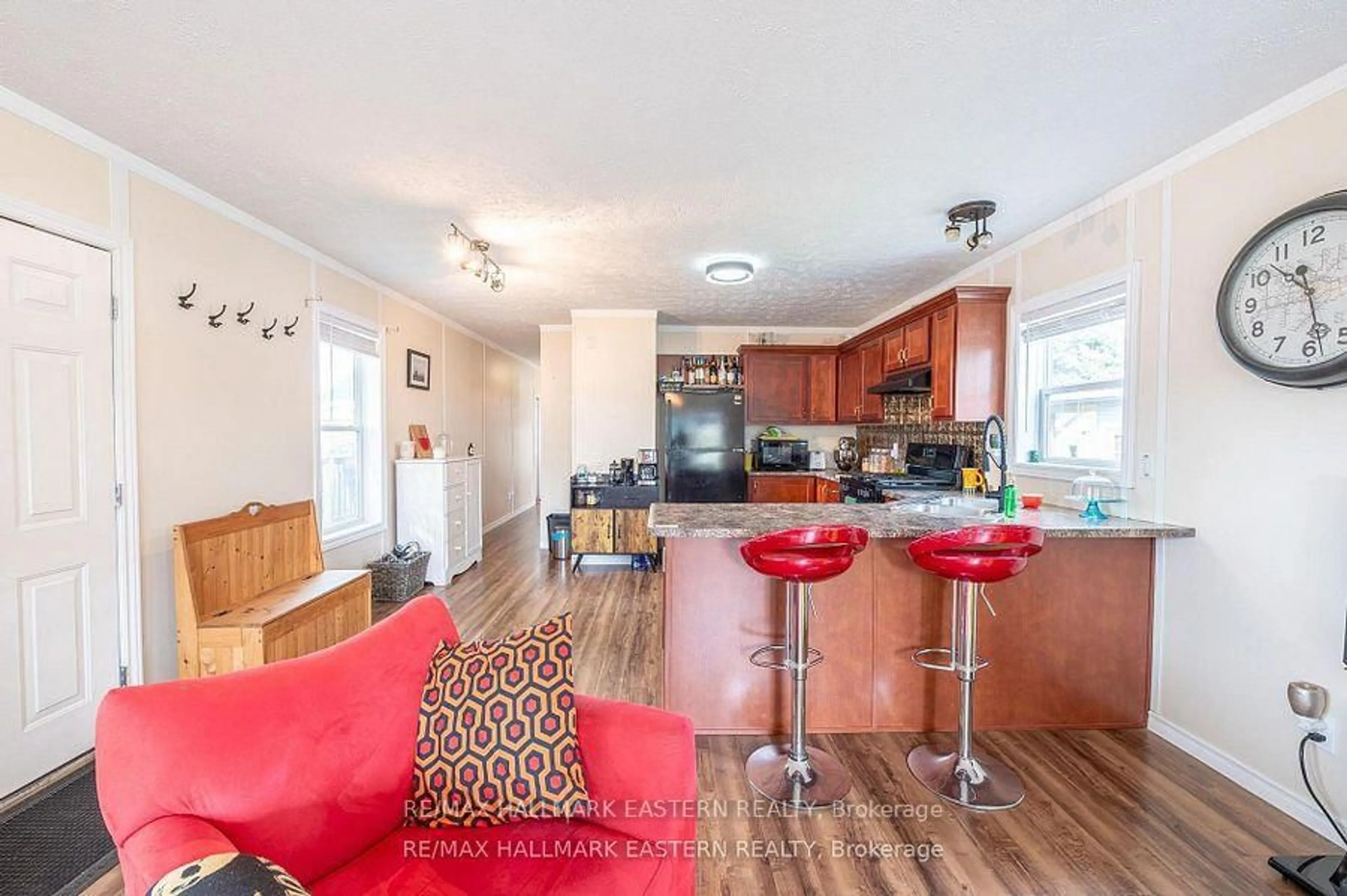 Open concept kitchen, wood/laminate floor for 6 Hillview Dr, Cobourg Ontario K9A 0X1