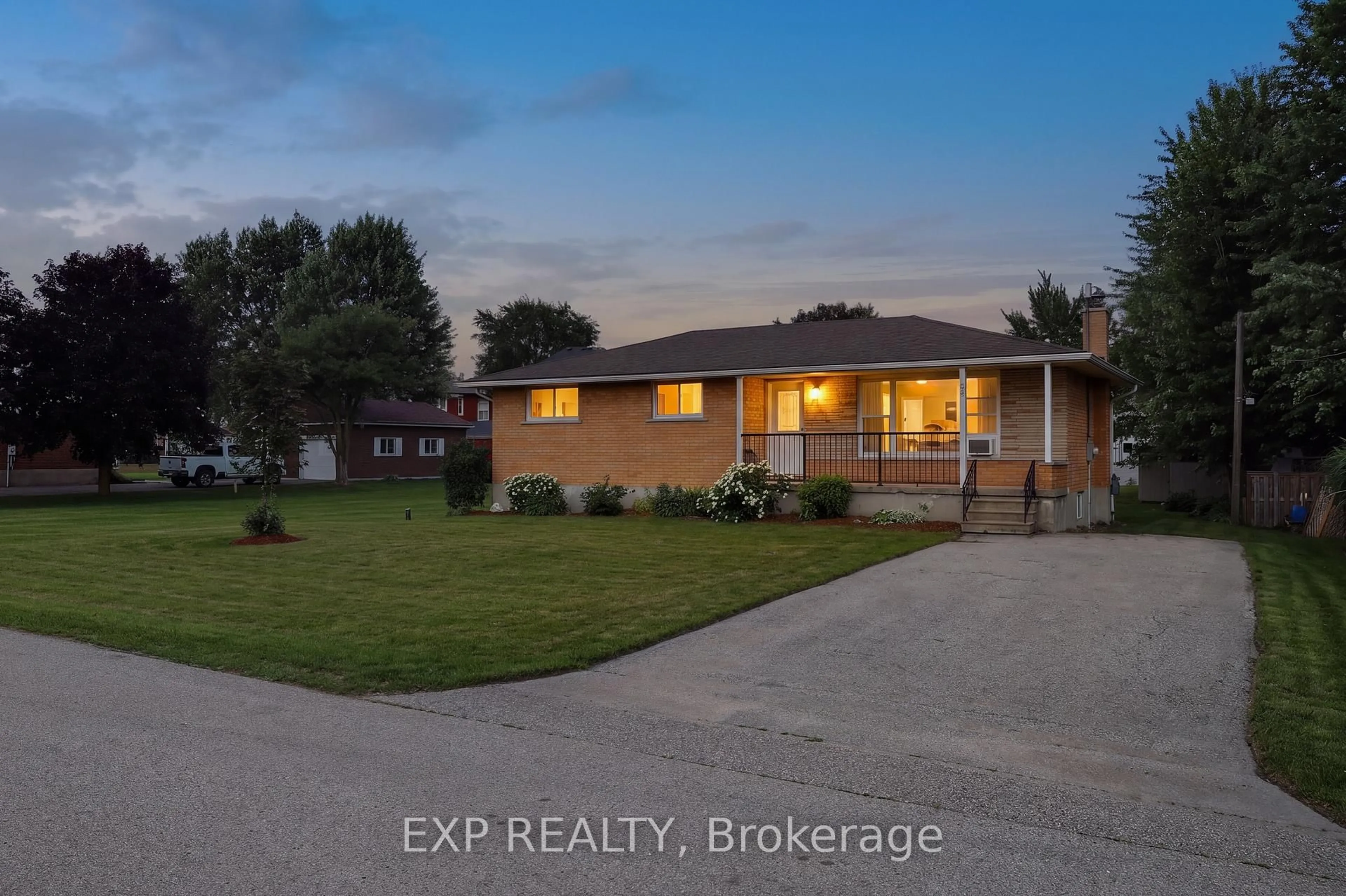 A pic from outside/outdoor area/front of a property/back of a property/a pic from drone, street for 261 King St, North Perth Ontario N0G 1B0