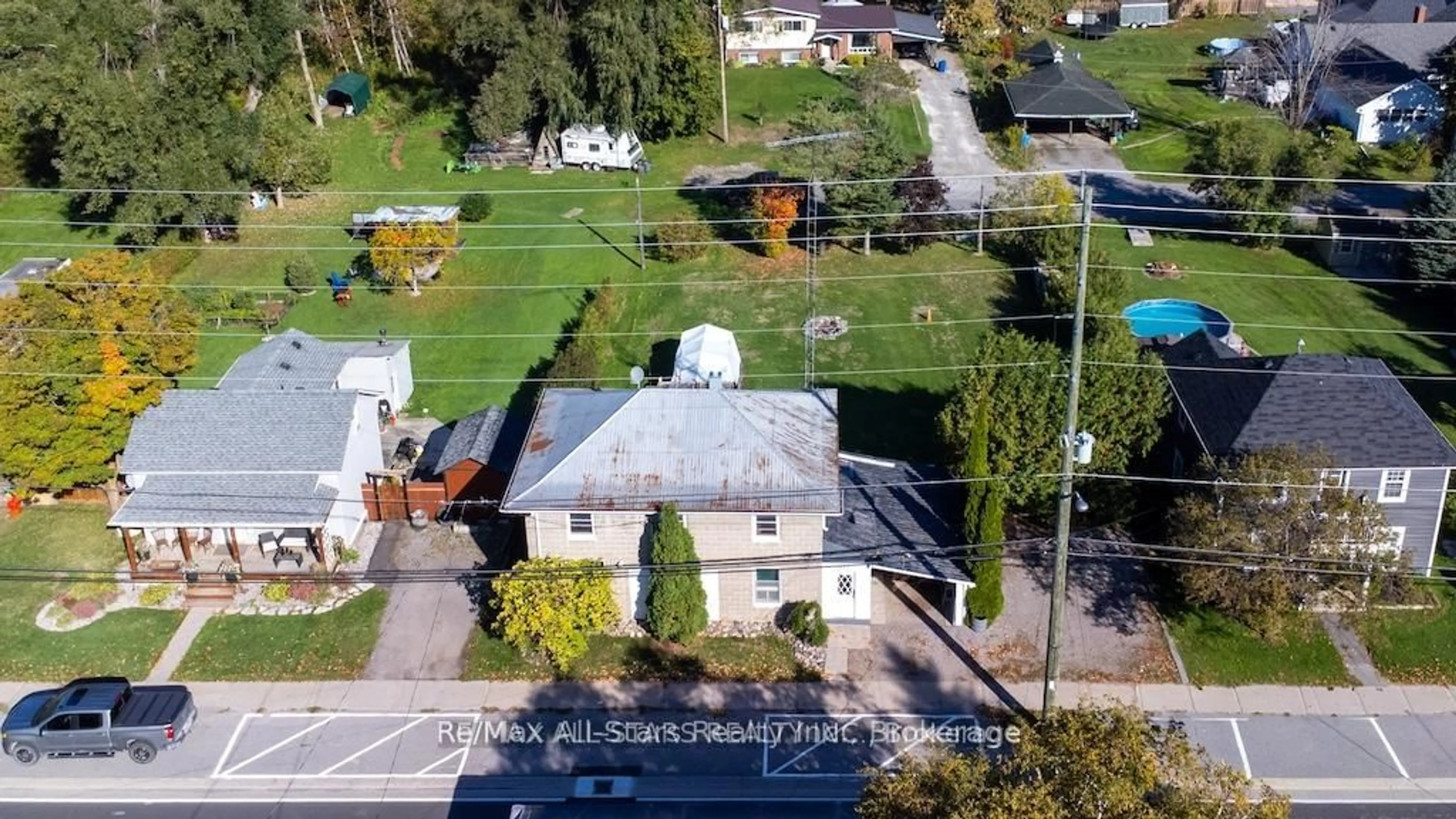 A pic from outside/outdoor area/front of a property/back of a property/a pic from drone, street for 1463 Highway 7A, Kawartha Lakes Ontario L0A 1A0