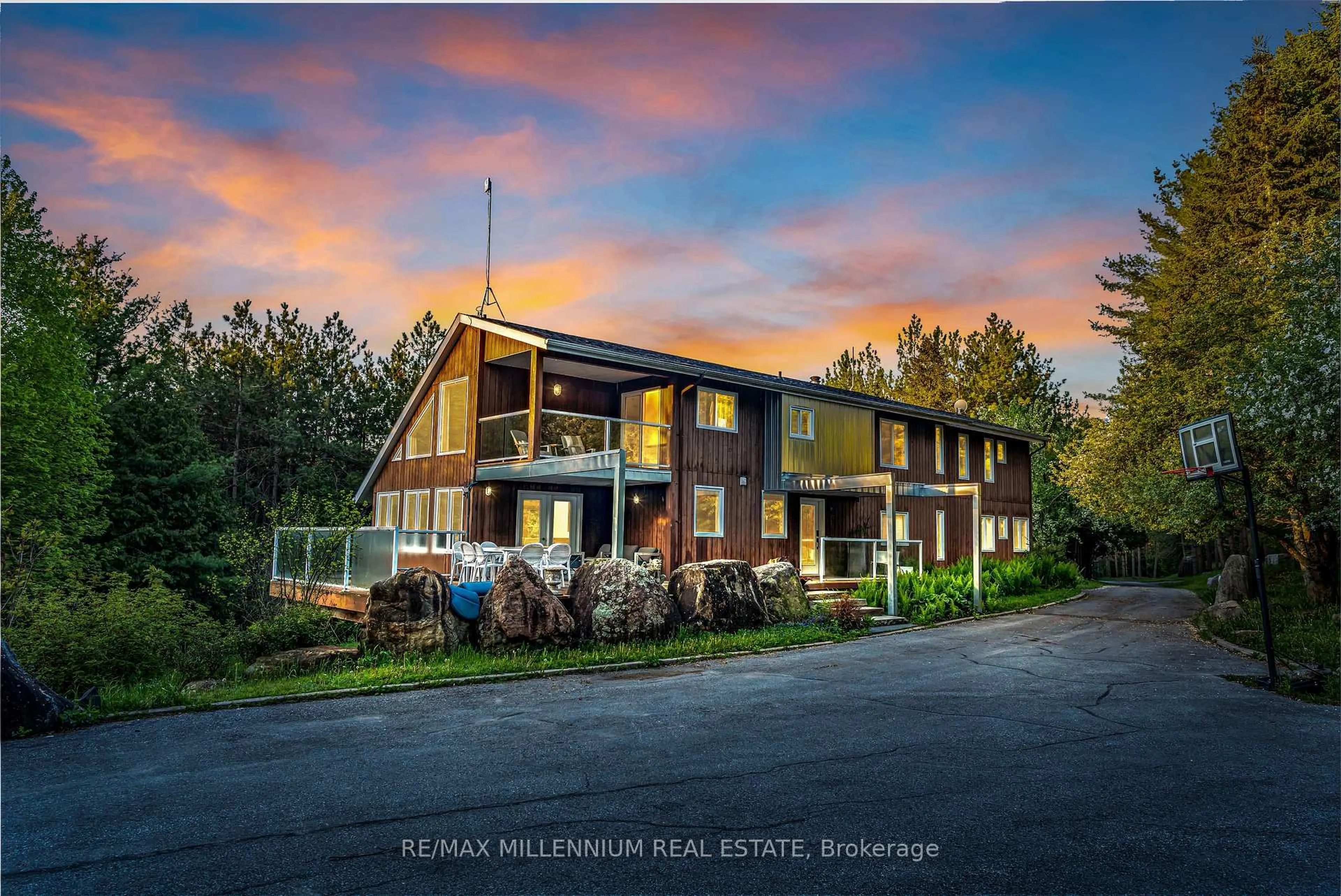 A pic from outside/outdoor area/front of a property/back of a property/a pic from drone, building for 481 Clouston Rd, Alnwick/Haldimand Ontario K0K 2G0