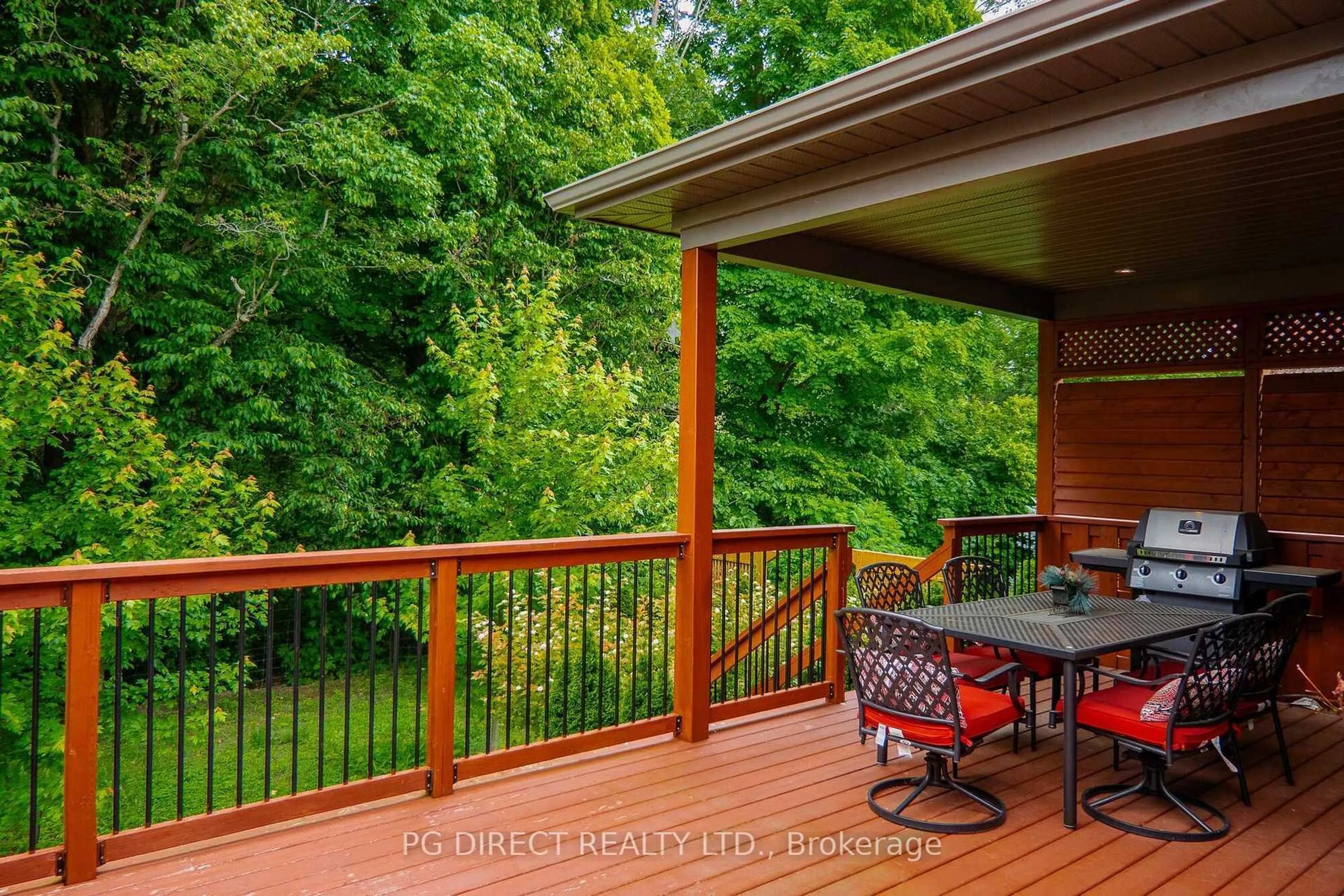 Patio, water/lake/river/ocean view for 29 Autumn Grve, Quinte West Ontario K8V 0G9
