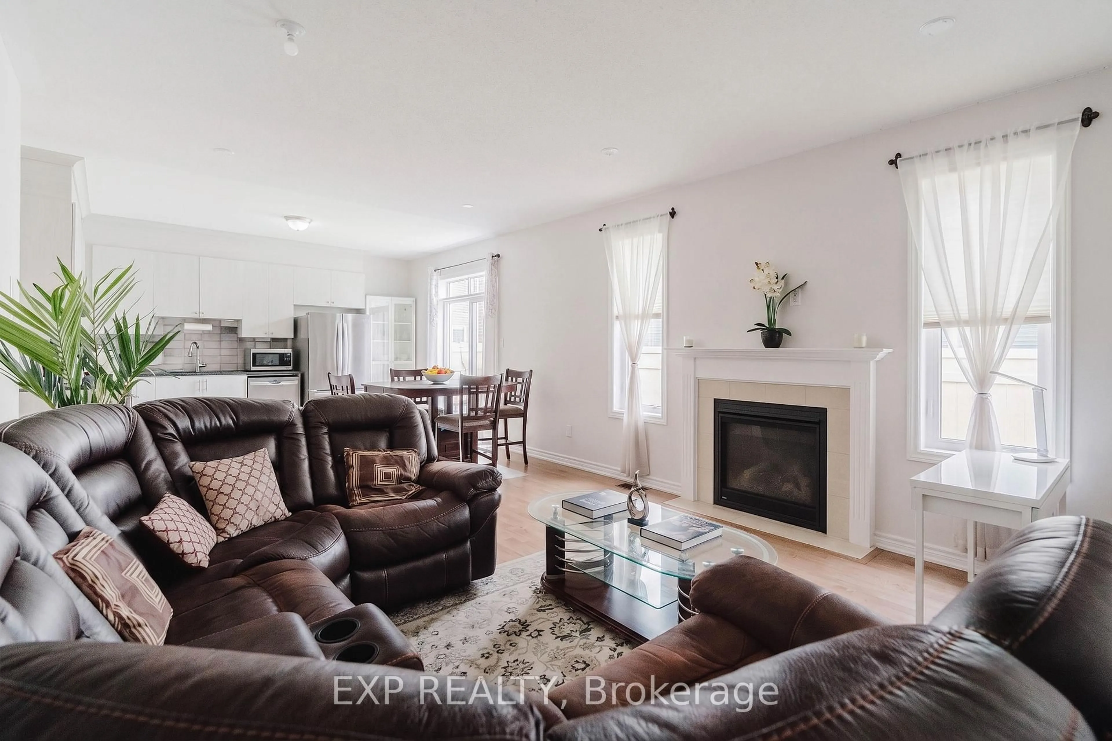 Living room with furniture, unknown for 30 Coppermine St, Ottawa Ontario K2J 6P6