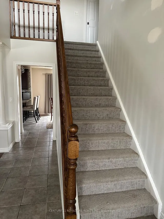 100 Southview Crt, Woodstock 4