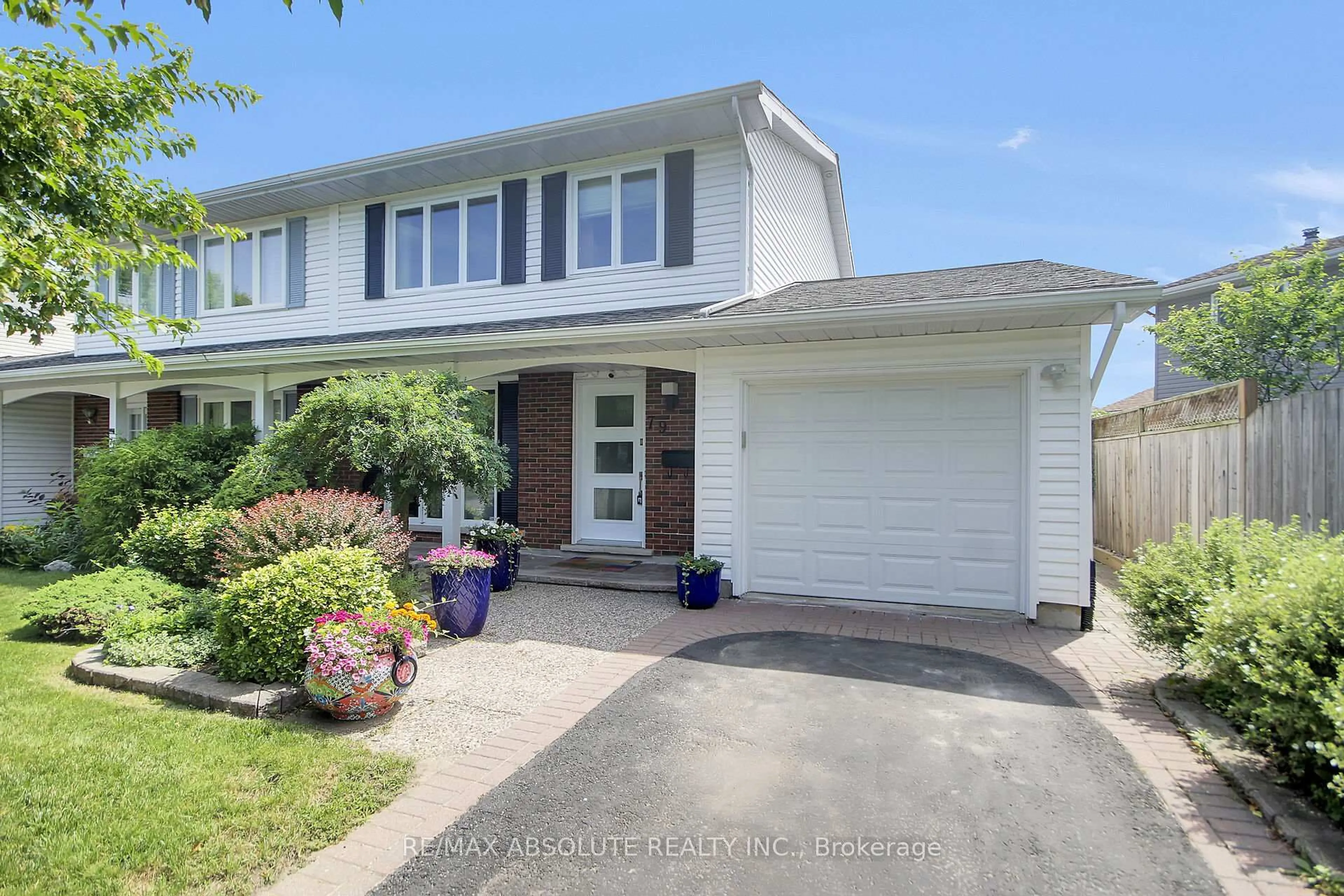 Home with vinyl exterior material, street for 79 Shoreham Ave, Ottawa Ontario K2G 3X3