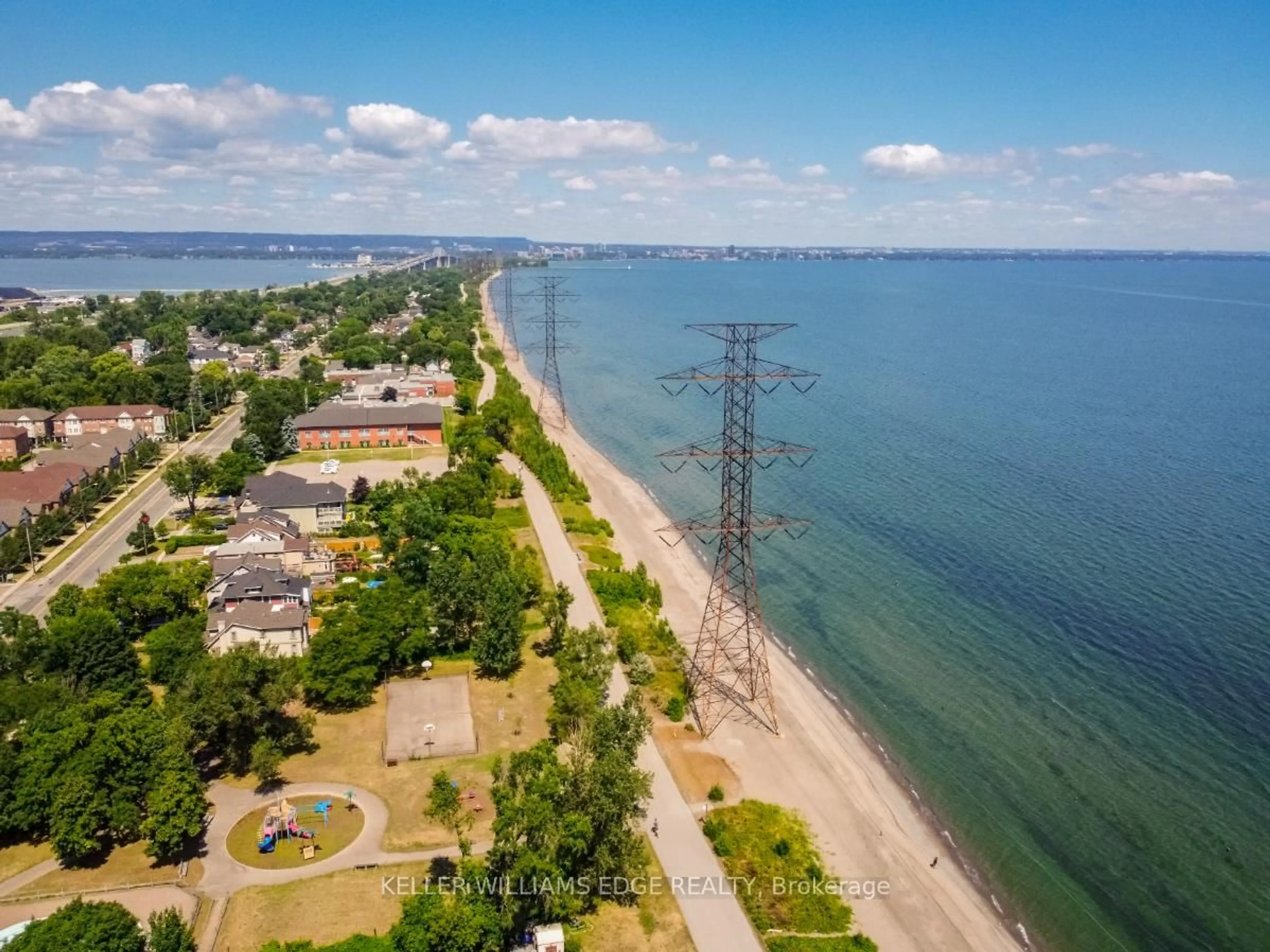 A pic from outside/outdoor area/front of a property/back of a property/a pic from drone, water/lake/river/ocean view for 826 Beach Blvd, Hamilton Ontario L8H 6Z4