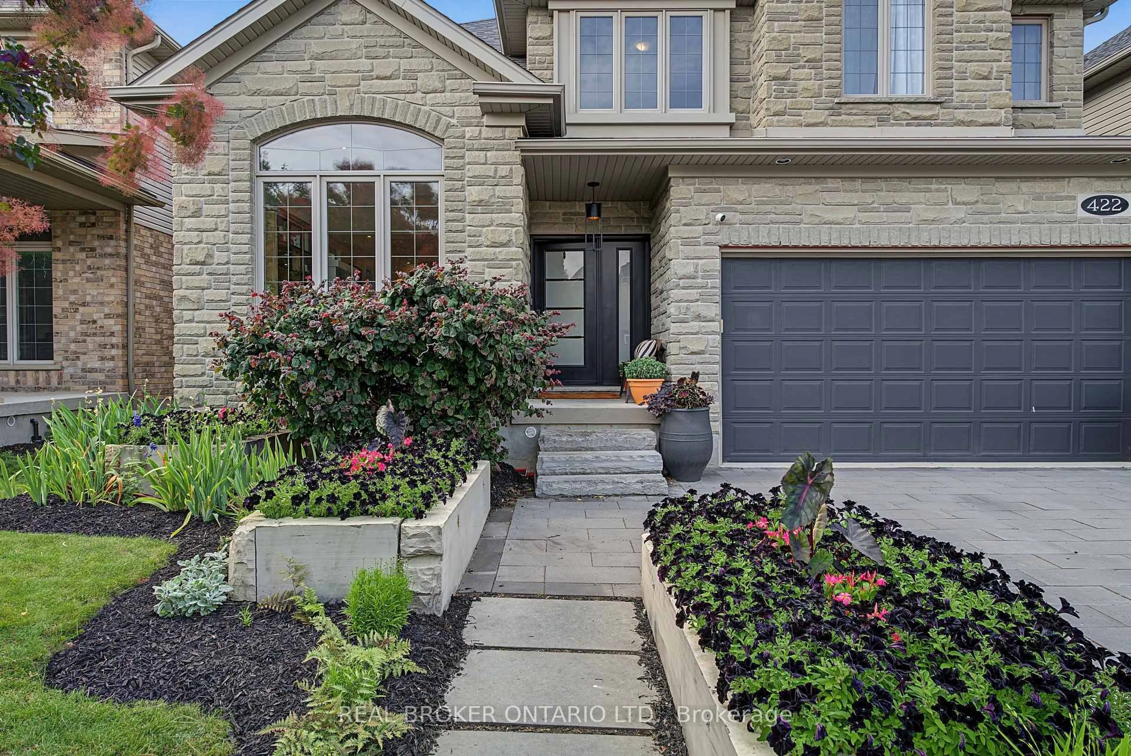 Home with brick exterior material, street for 422 Rideau River St, Waterloo Ontario N2V 2Y4