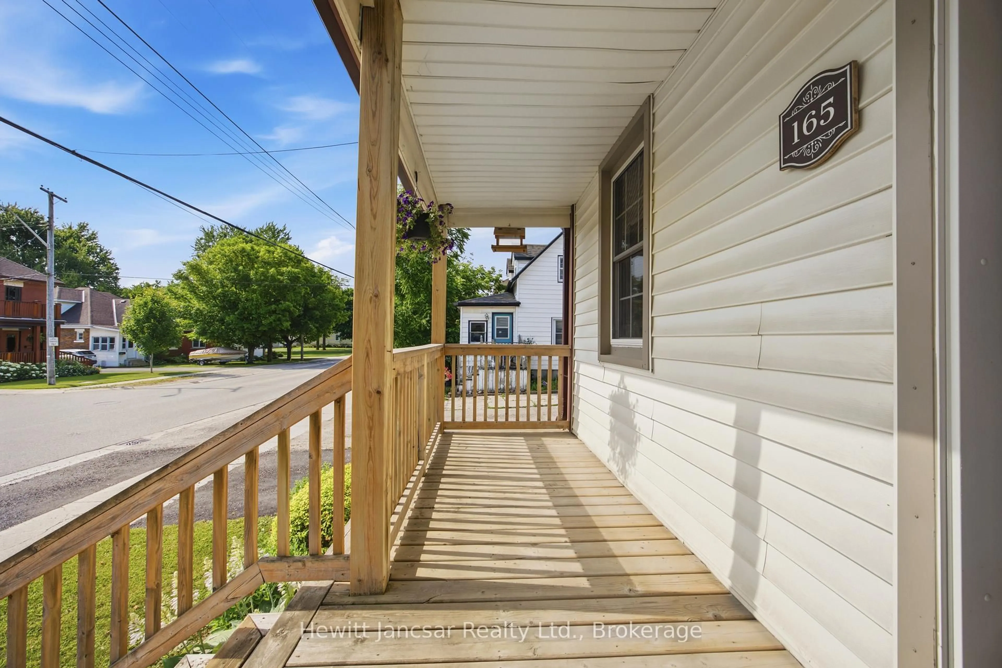 Patio, street for 165 Woodstock St, East Zorra-Tavistock Ontario N0B 2R0