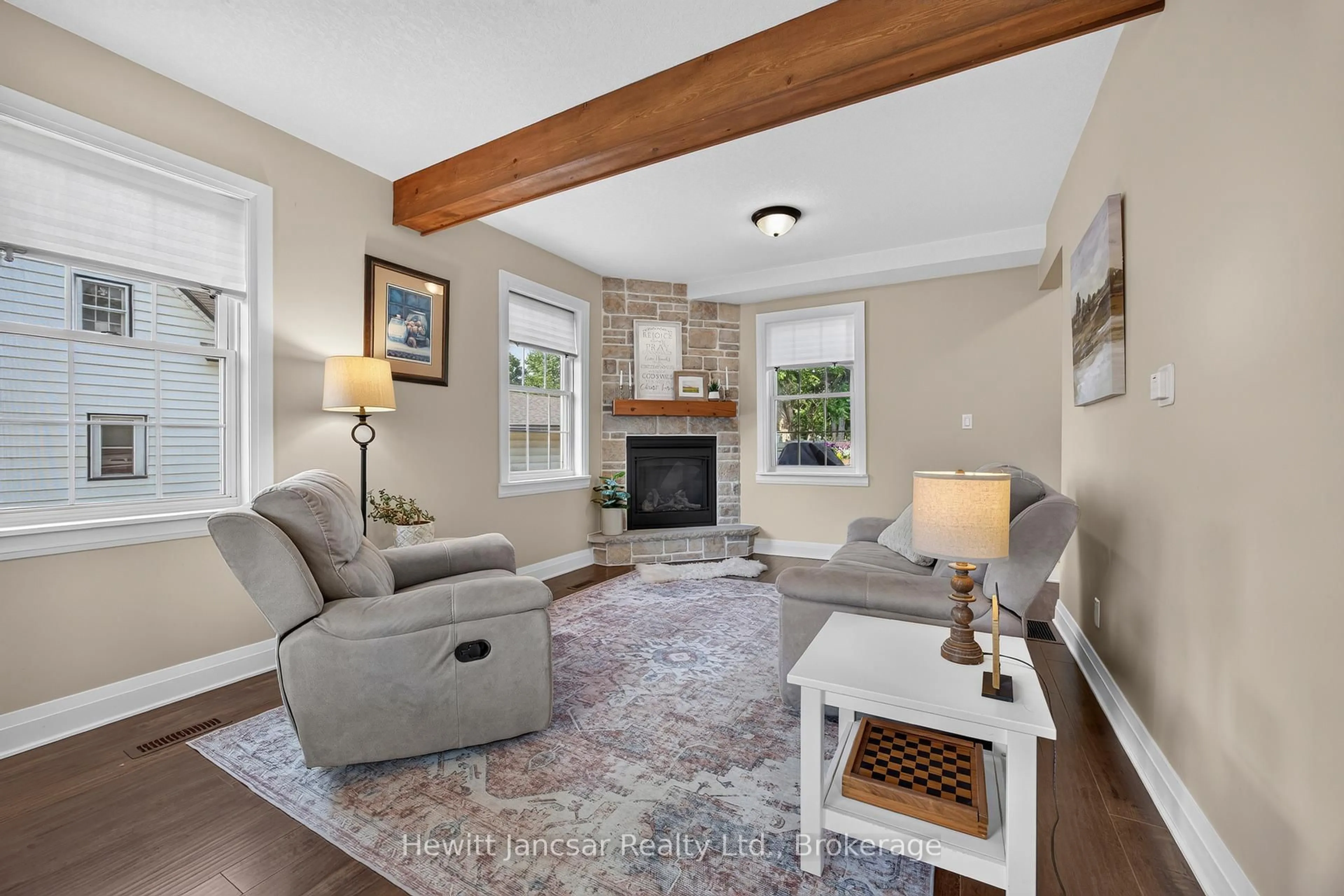 Living room with furniture, unknown for 165 Woodstock St, East Zorra-Tavistock Ontario N0B 2R0