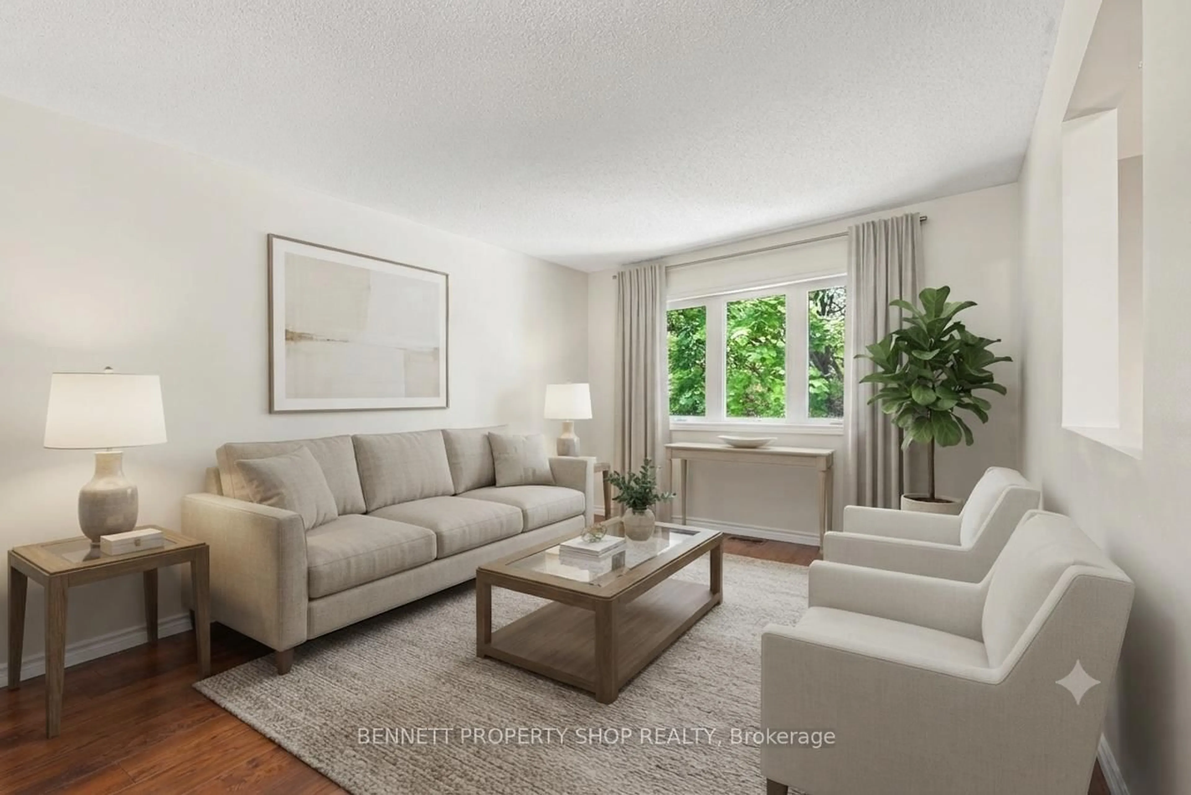 Living room with furniture, unknown for 230 Cardinal Cres, Clarence-Rockland Ontario K4K 1K9