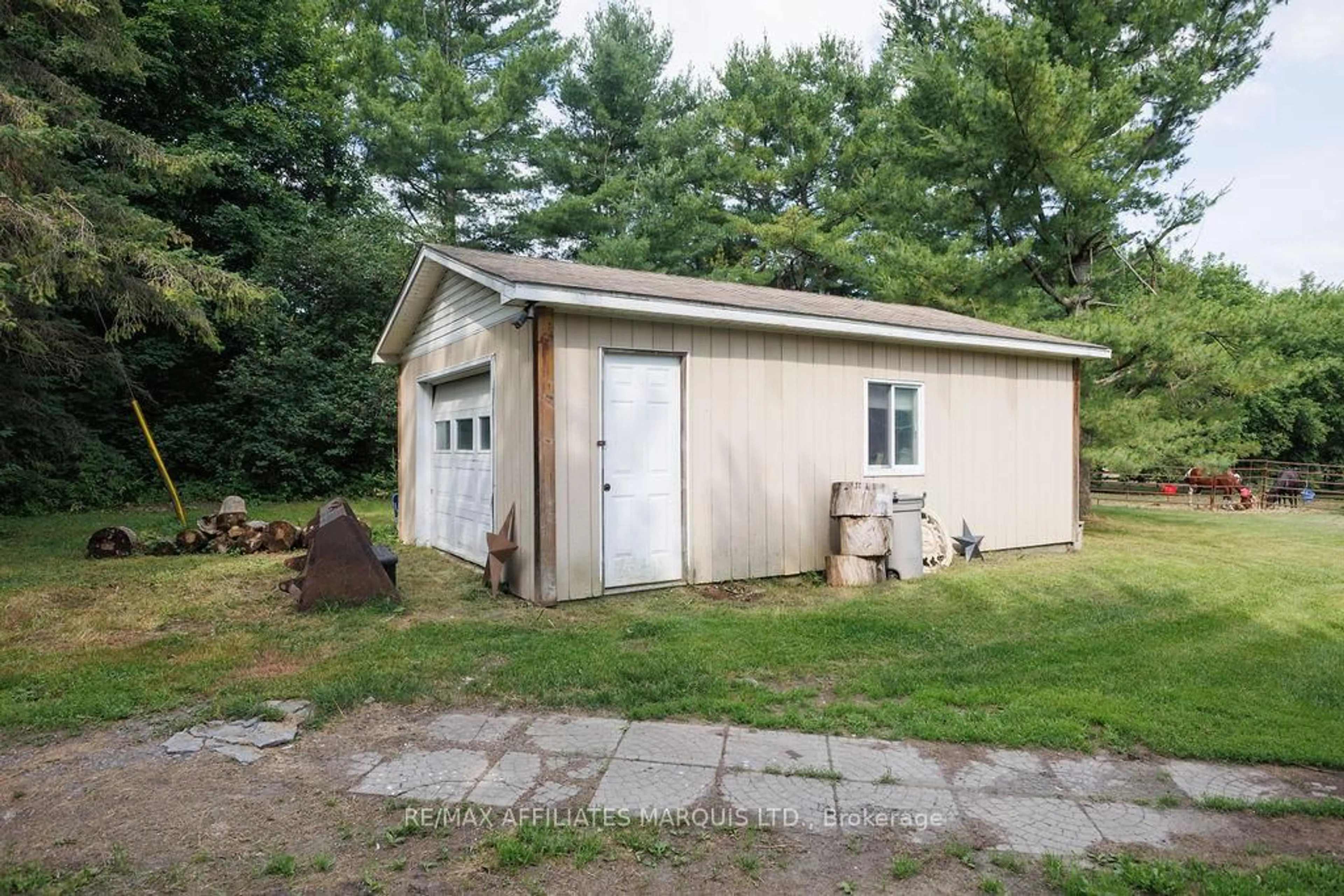 Shed for 21111 Concession 8 Rd, South Glengarry Ontario K0C 1L0