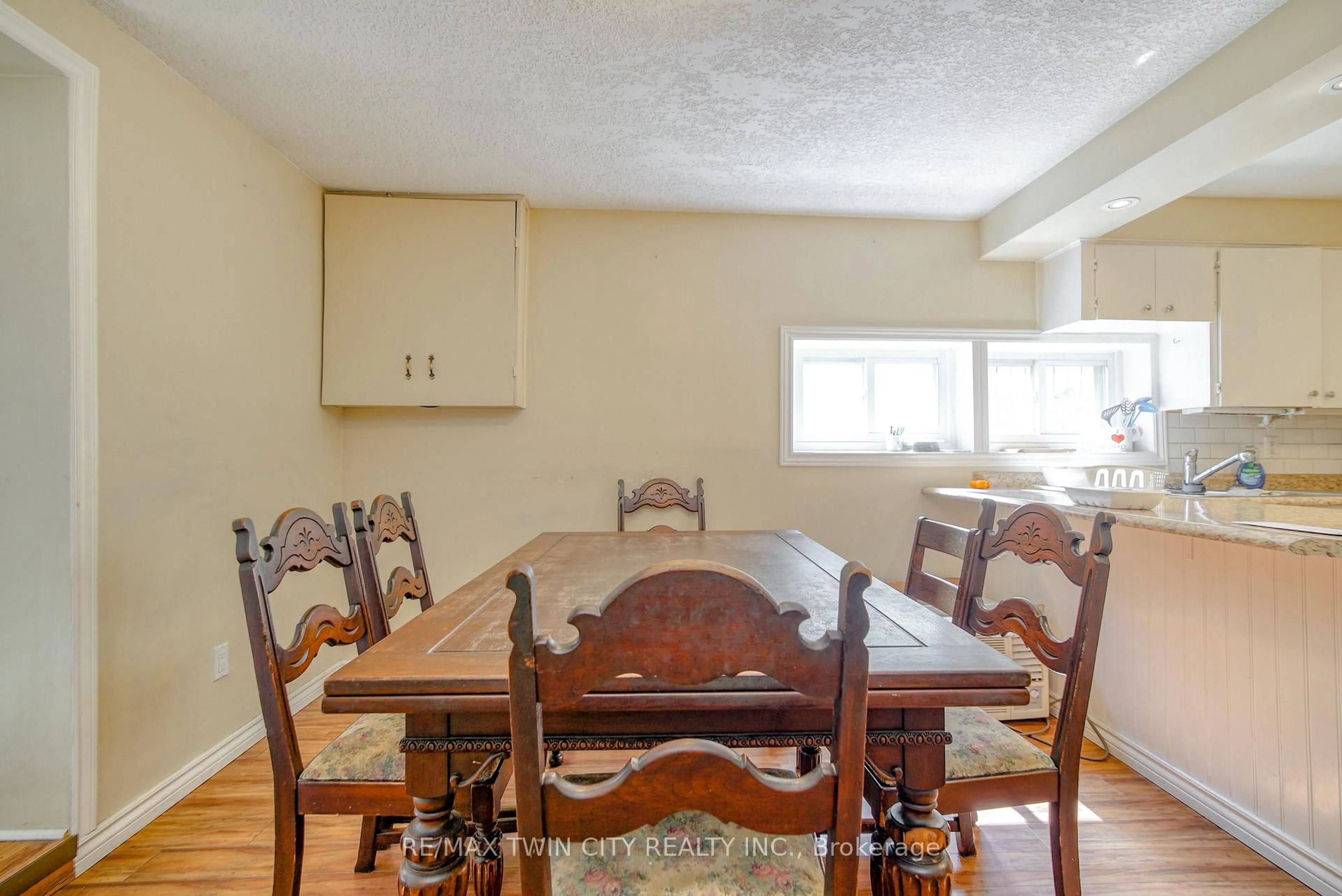Dining room, unknown for 13 Brooklyne Rd, Cambridge Ontario N1R 1C4