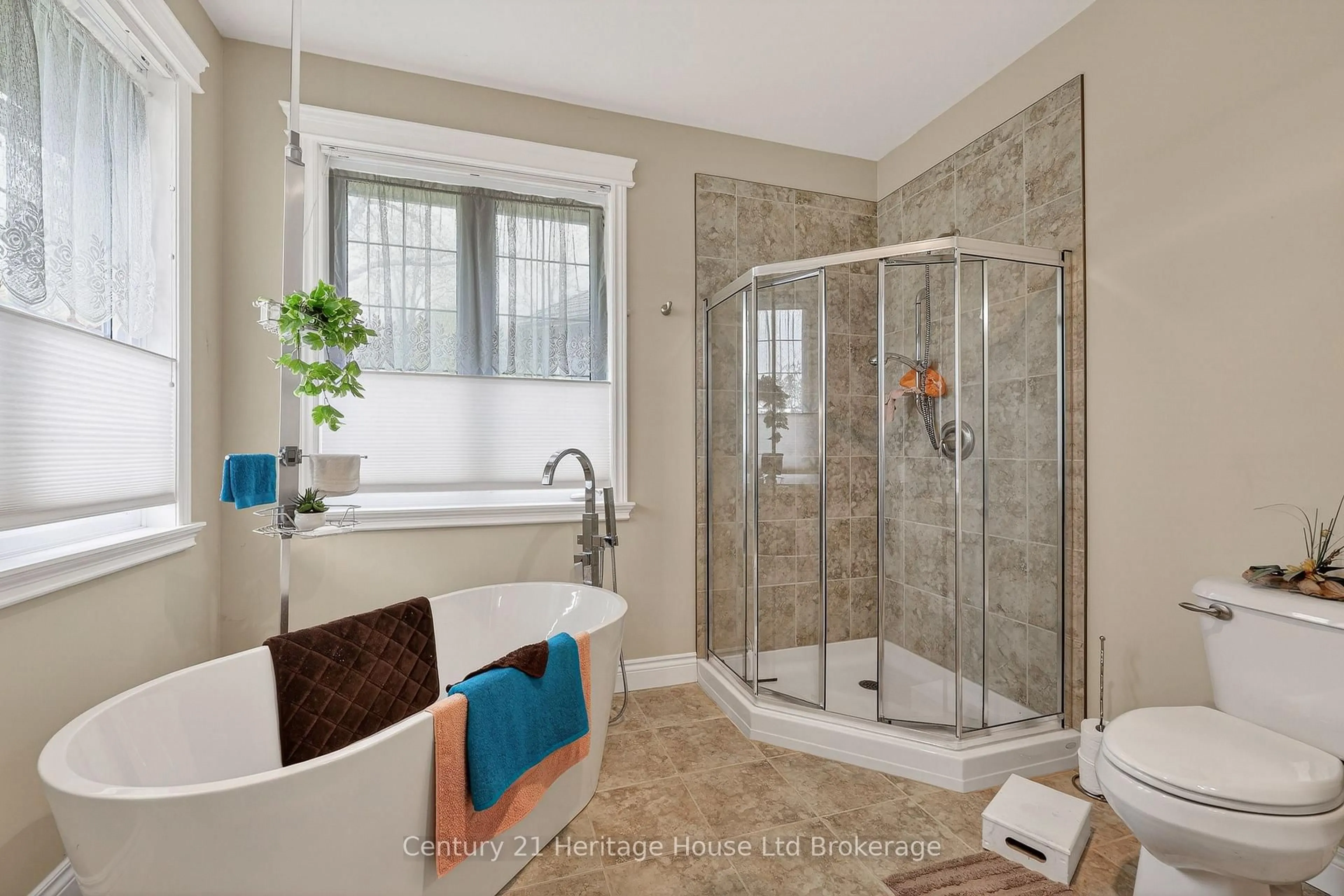 Contemporary bathroom, ceramic/tile floor for 15 Hampden St, Zorra Ontario N5C 3J5