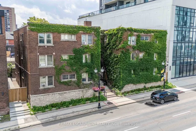 285 King St #4, Hamilton 2