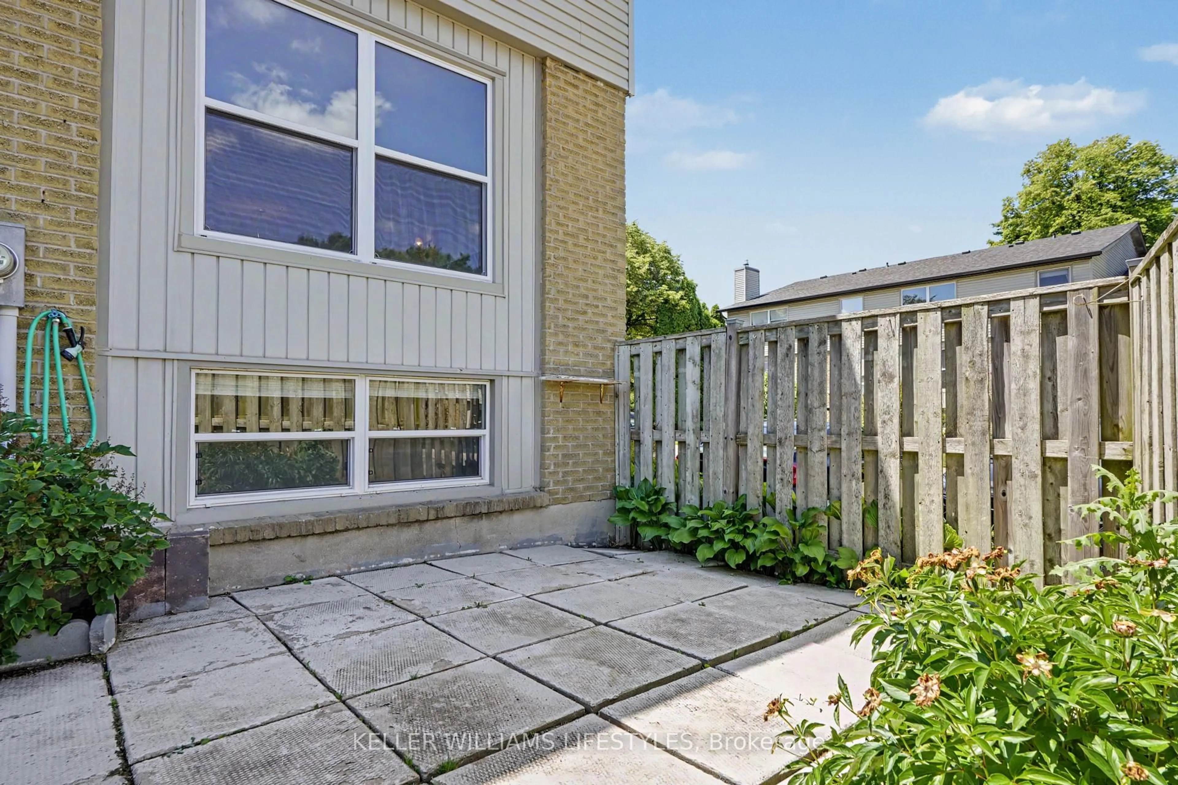 Patio, street for 760 Berkshire Dr #20, London South Ontario N6J 4A5