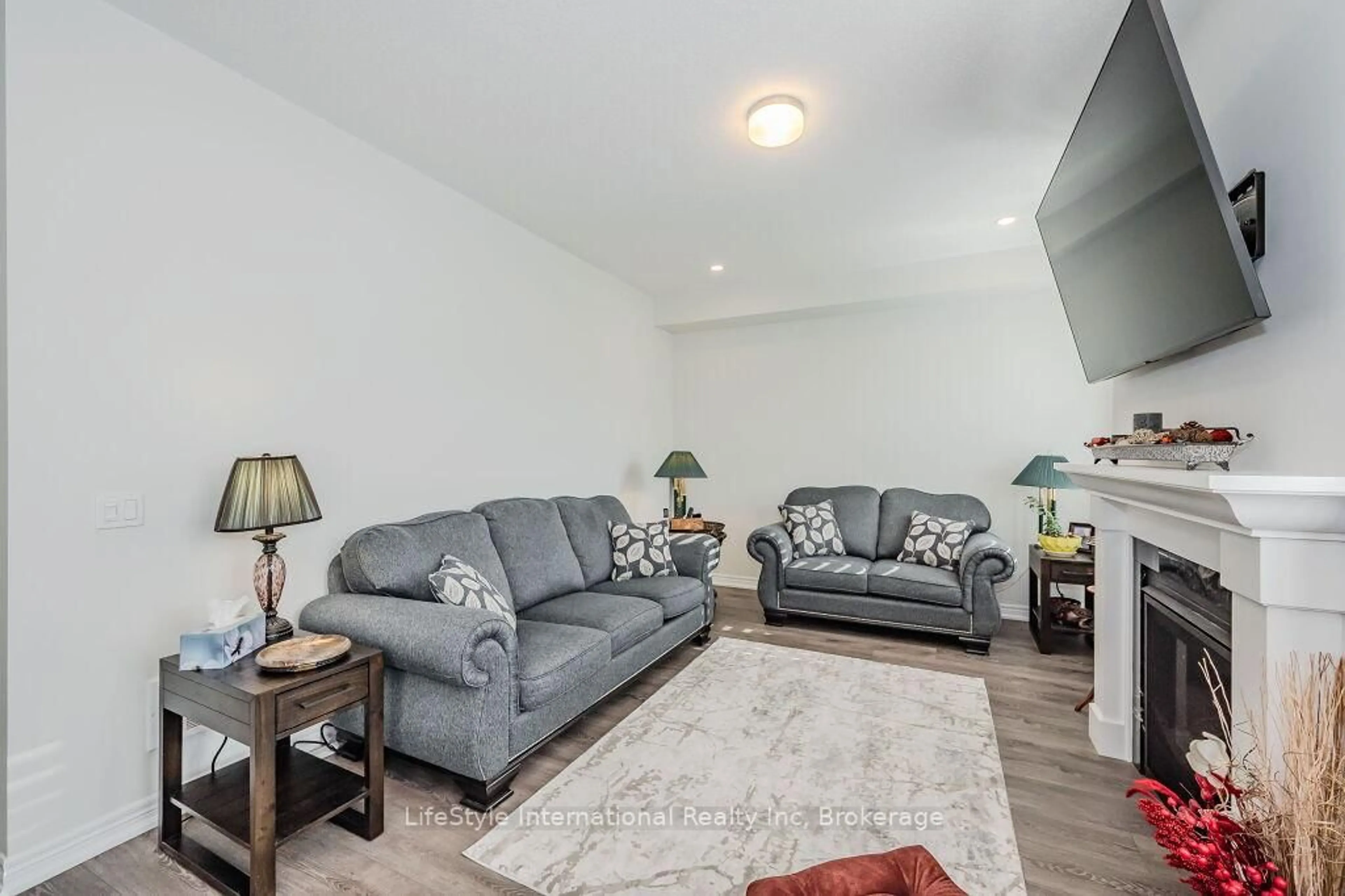 Living room with furniture, unknown for 55 Povey Rd, Centre Wellington Ontario N1M 2W3