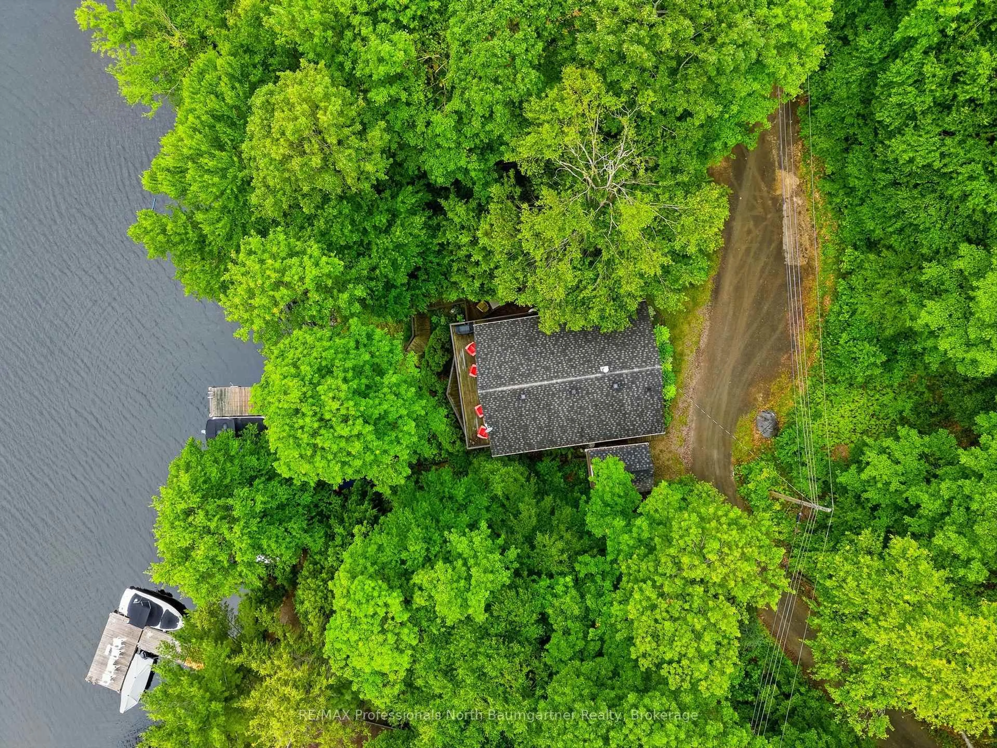 A pic from outside/outdoor area/front of a property/back of a property/a pic from drone, unknown for 1019 Phoebe Cres, Dysart et al Ontario K0M 1S0