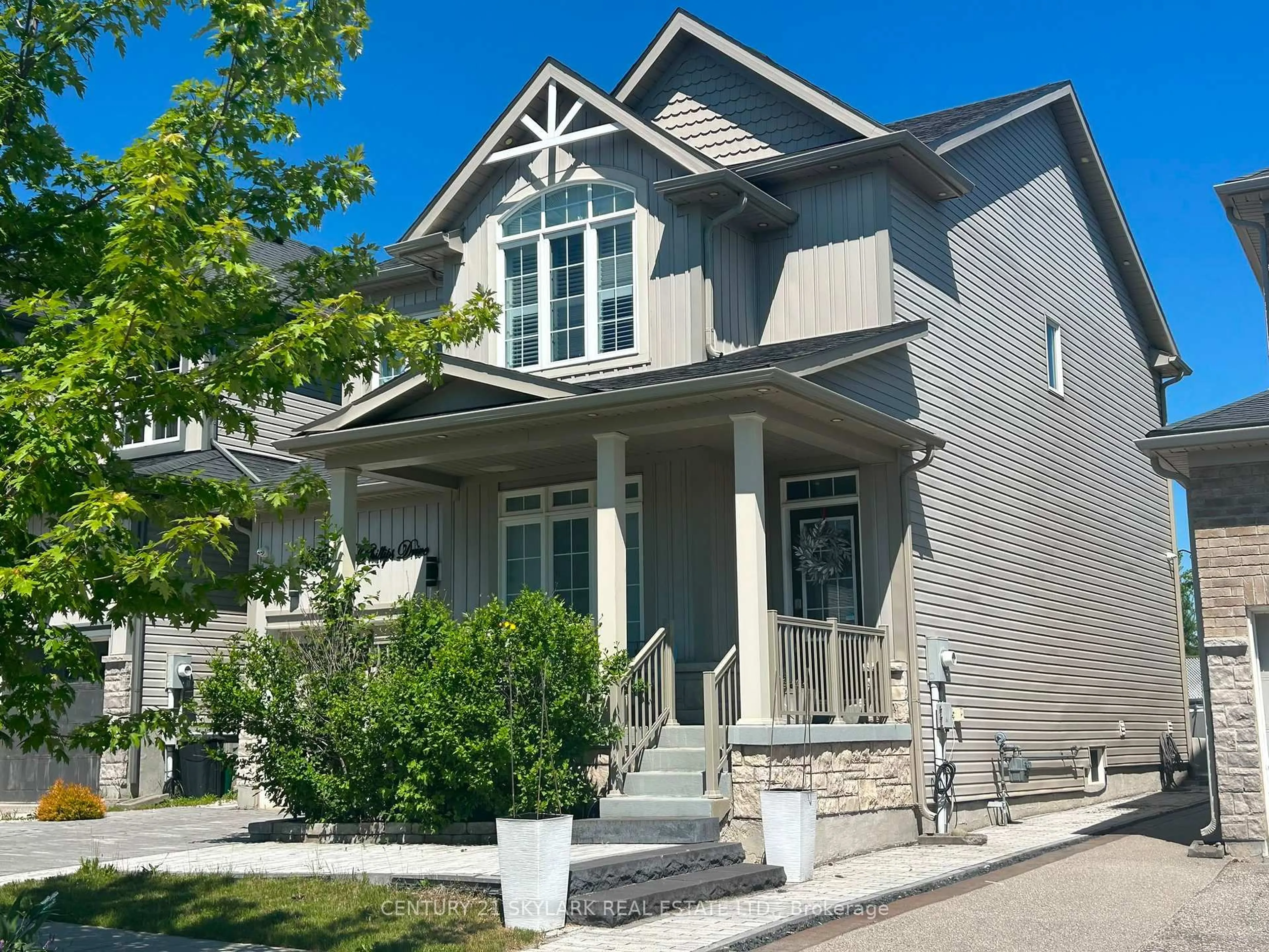 Home with vinyl exterior material, street for 336 Col Phillips Dr, Shelburne Ontario L9V 3W1