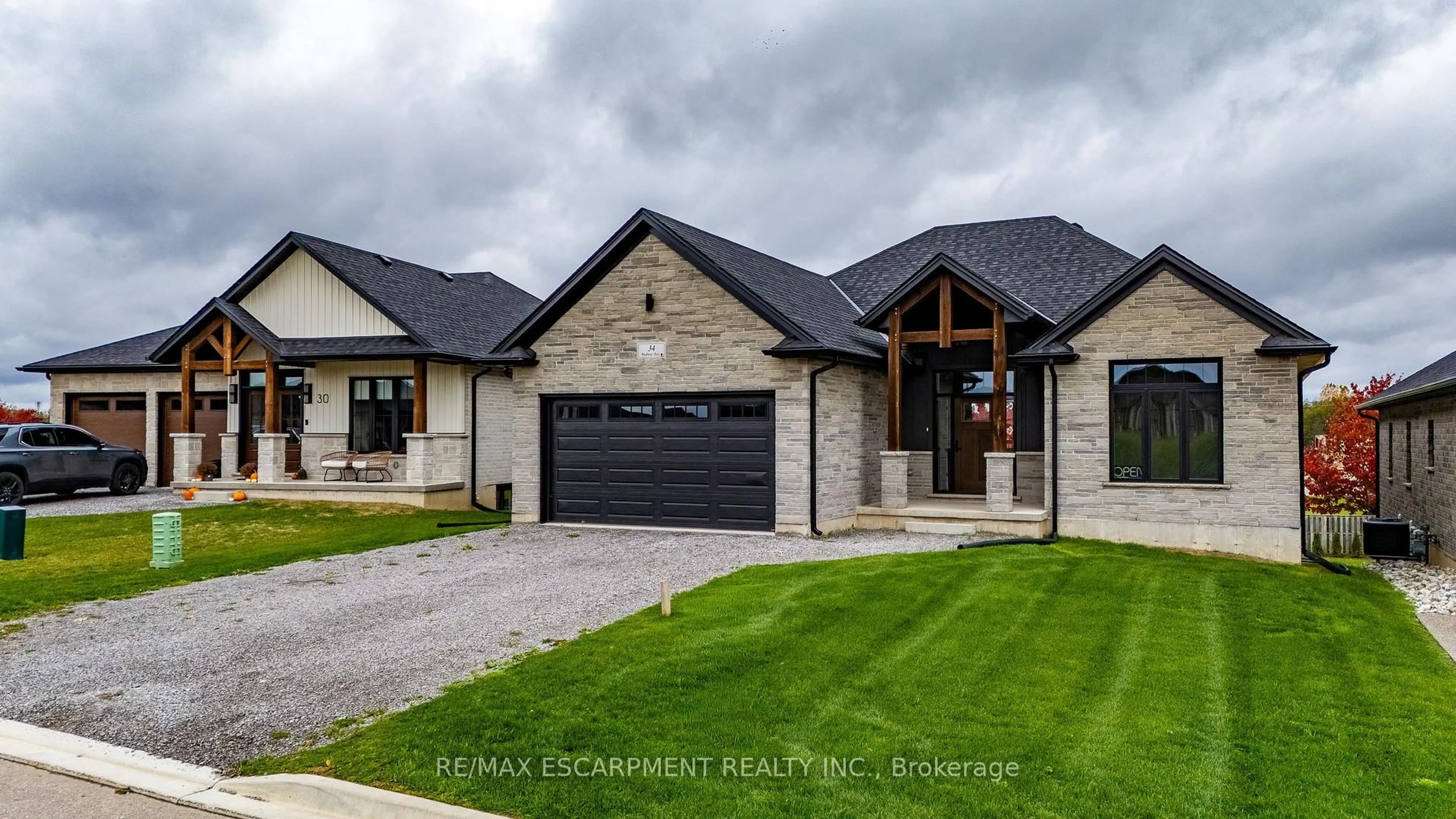 Home with brick exterior material, street for 34 Andrew Ave, Norfolk Ontario N3Y 4Y8