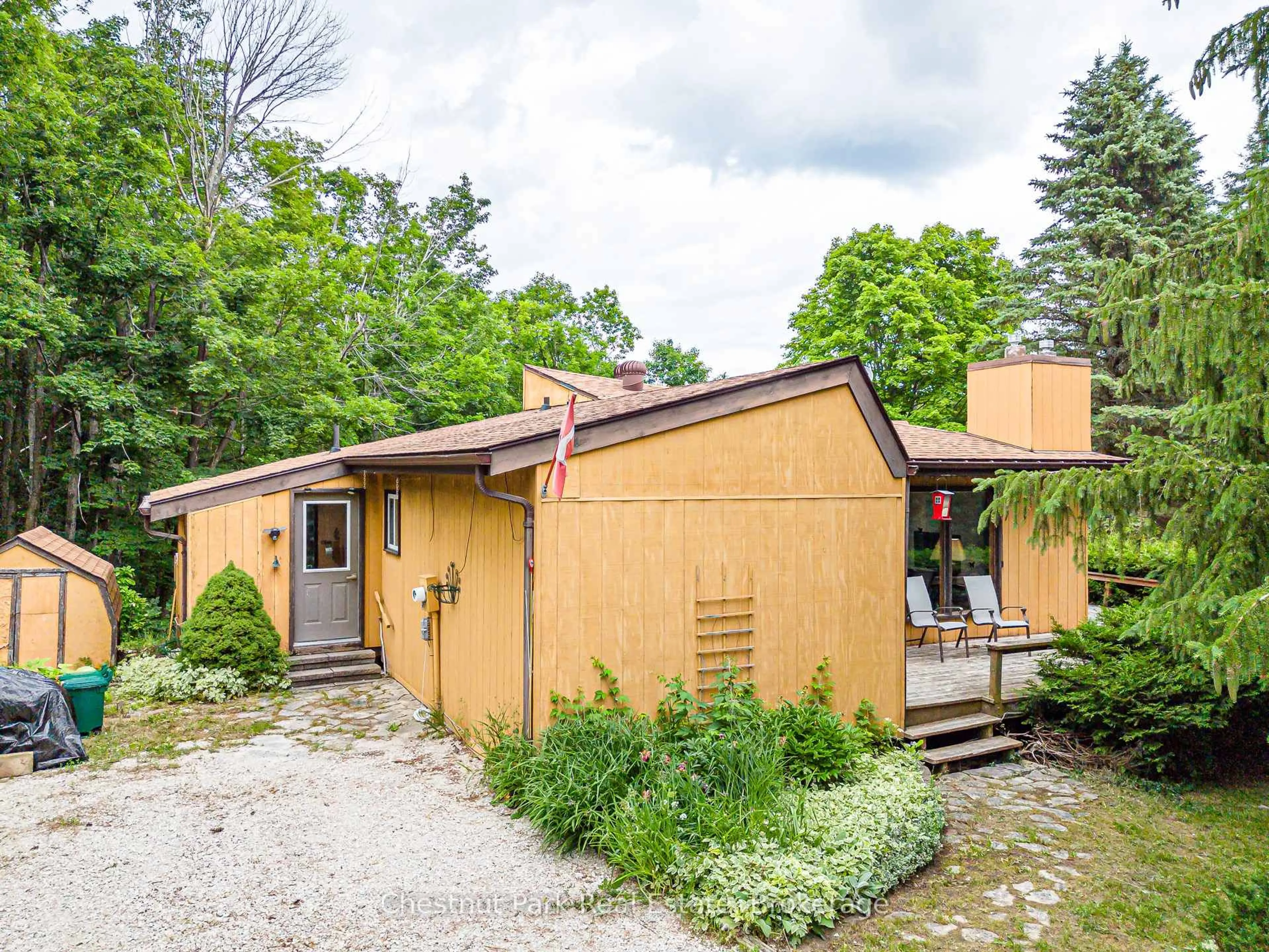 Unknown for 138 Kionontio Tr, Blue Mountains Ontario L9Y 0R6