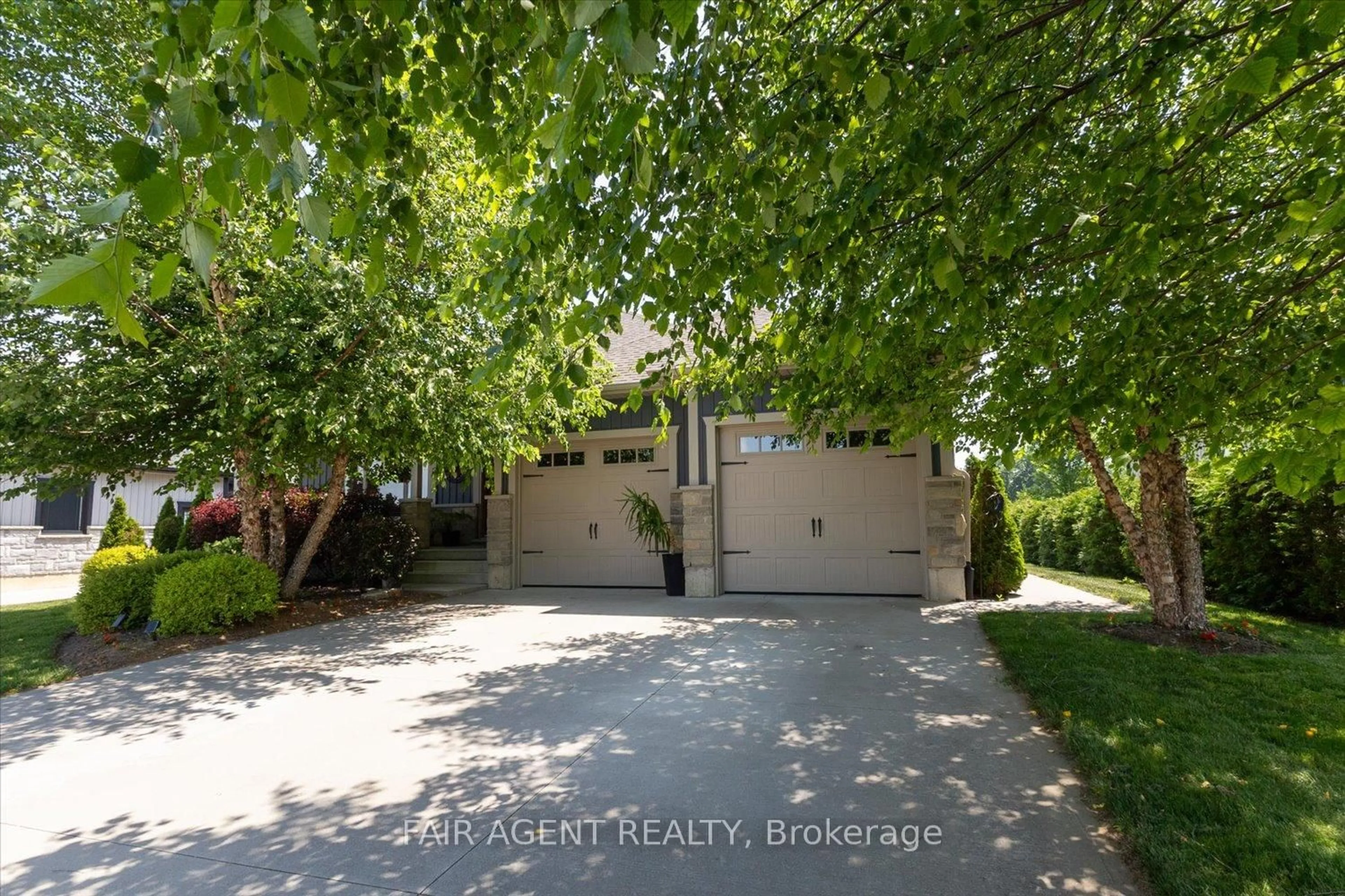 A pic from outside/outdoor area/front of a property/back of a property/a pic from drone, street for 8336 SANDYTOWN Rd, Bayham Ontario N0J 1Y0
