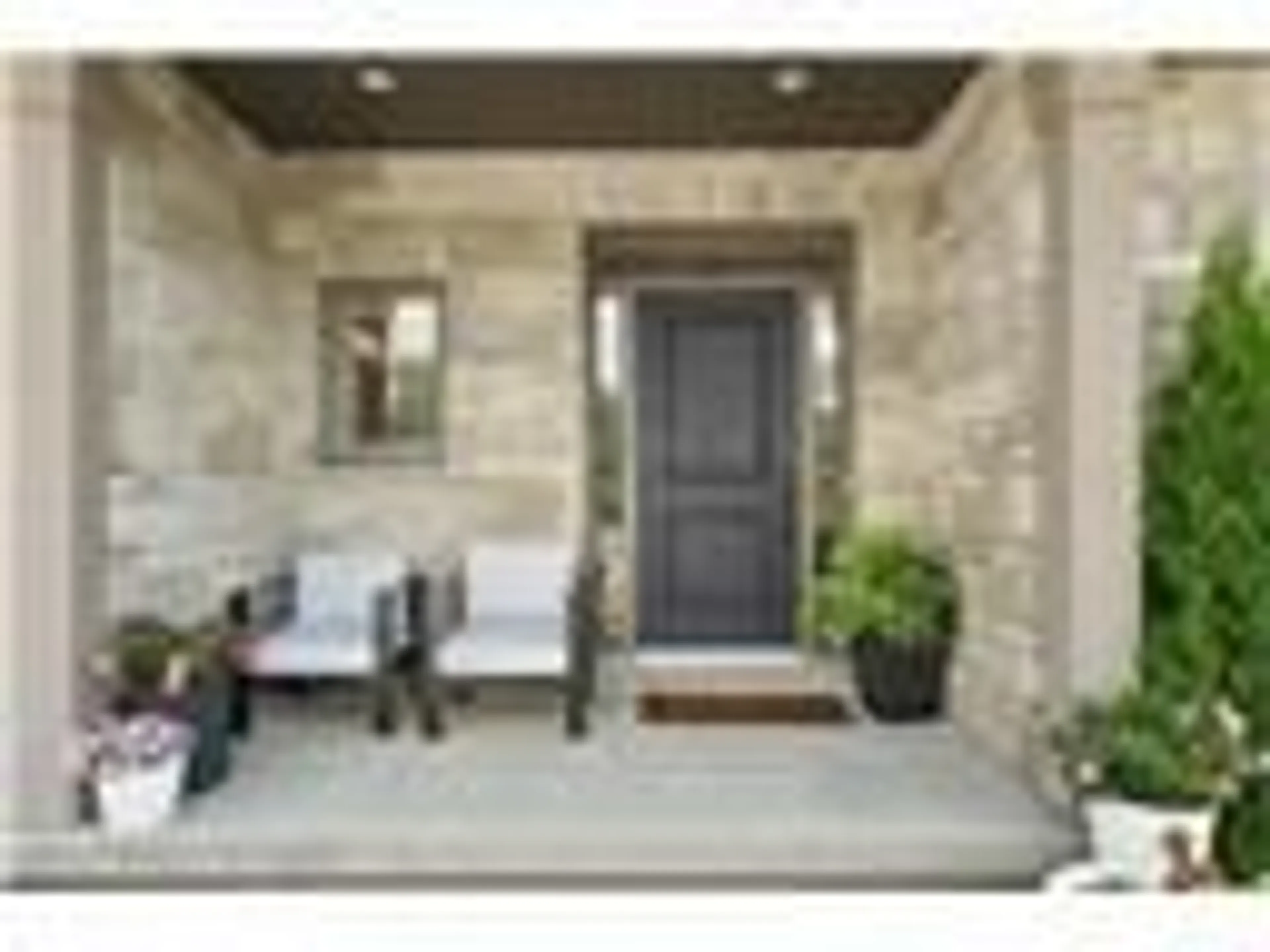 Indoor entryway for 242 JULIA Dr, Welland Ontario L3C 0E7