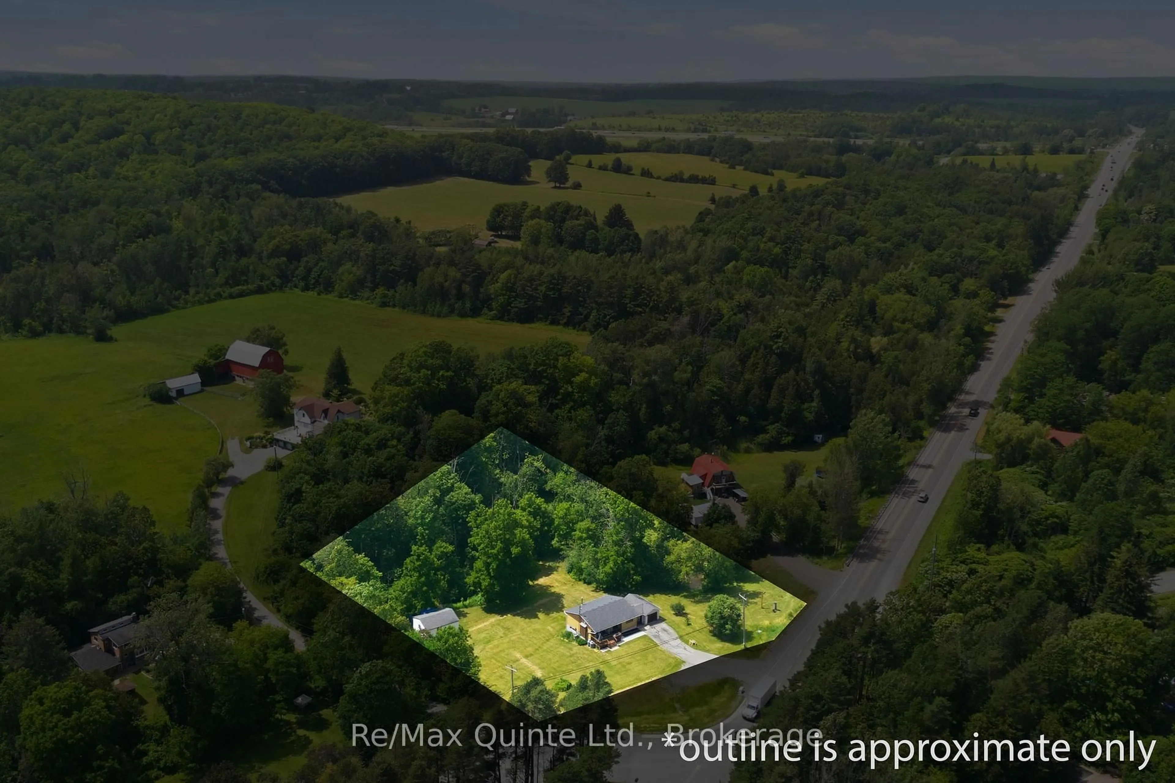 A pic from outside/outdoor area/front of a property/back of a property/a pic from drone, unknown for 634 County Road 30, Brighton Ontario K0K 1H0