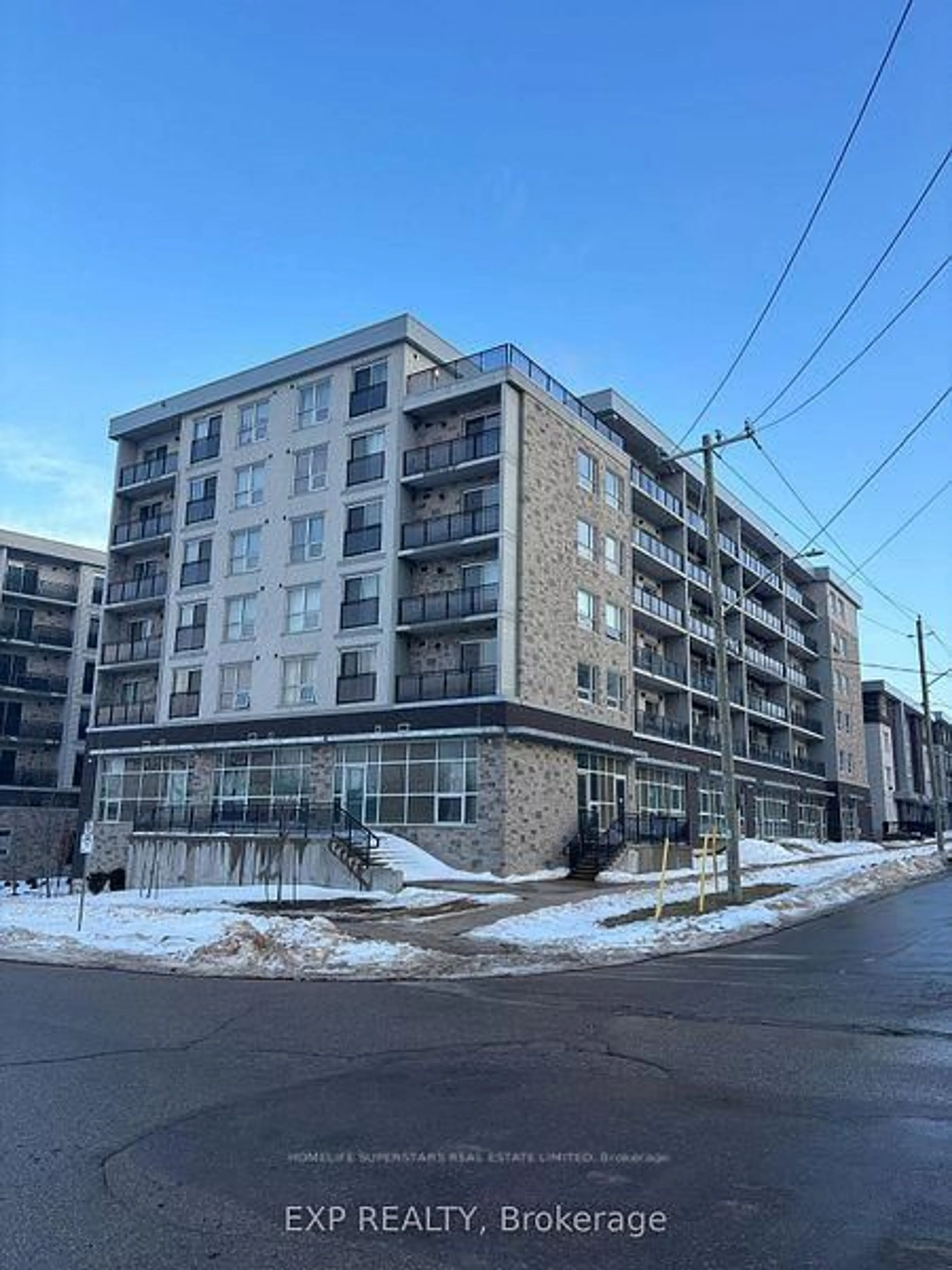 Unknown for 275 Larch St #F504, Waterloo Ontario N2L 3R2