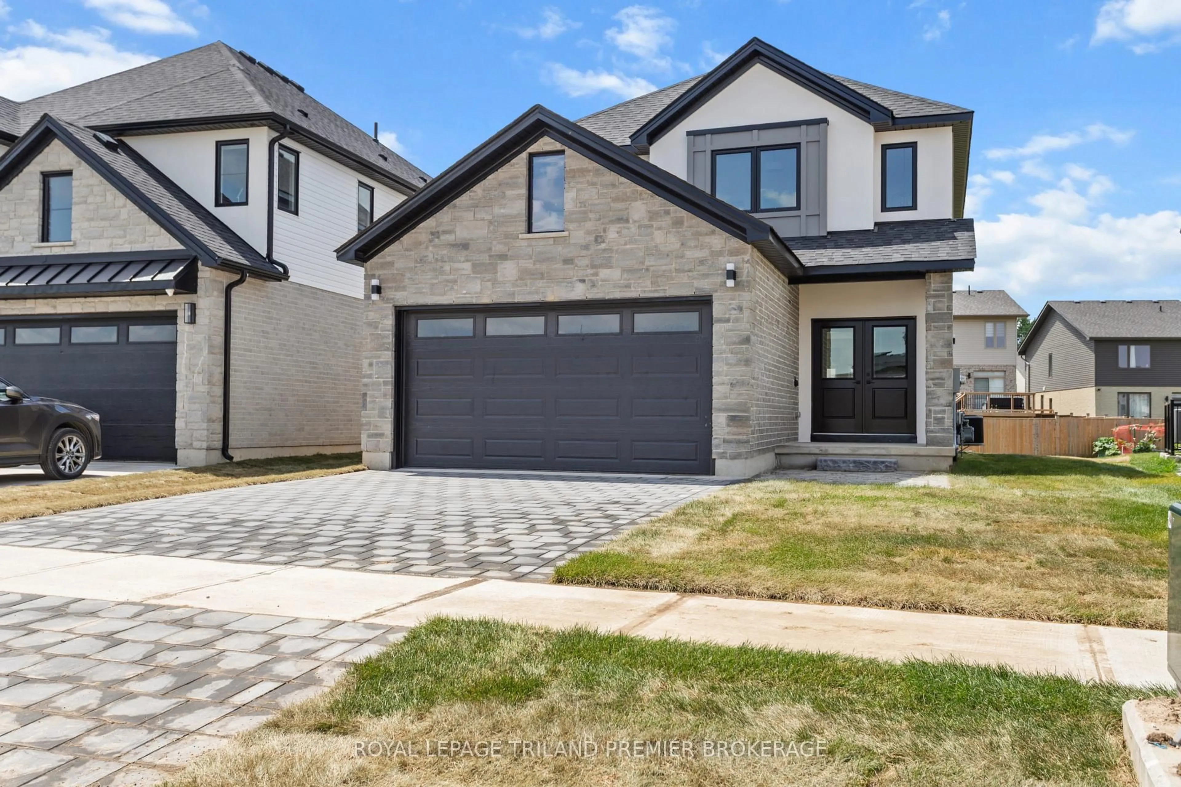Home with brick exterior material, street for 262 HESSELMAN Cres, London South Ontario N6M 0J7