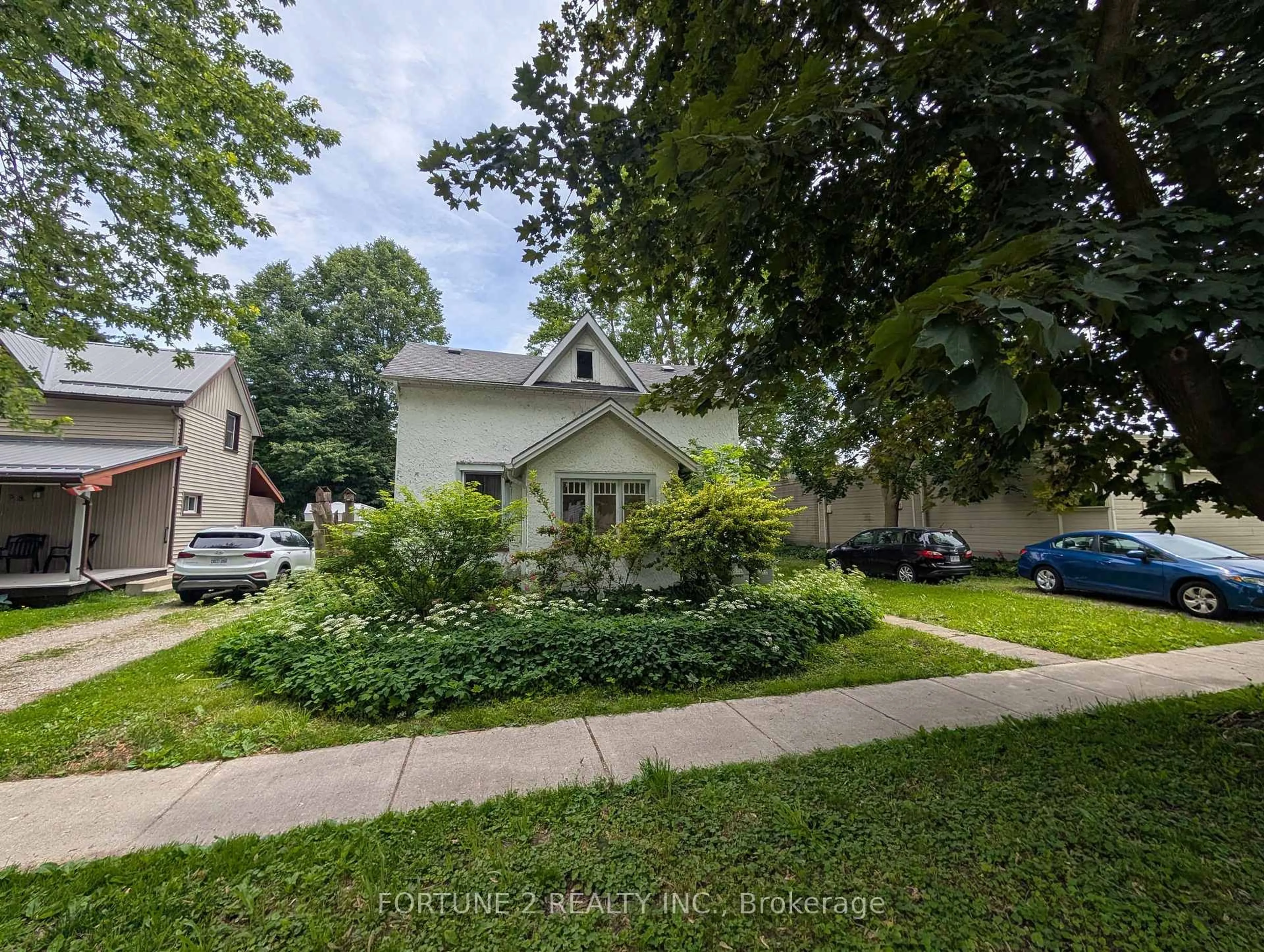 A pic from outside/outdoor area/front of a property/back of a property/a pic from drone, street for 54 MAIN St, Huron East Ontario N0K 1W0