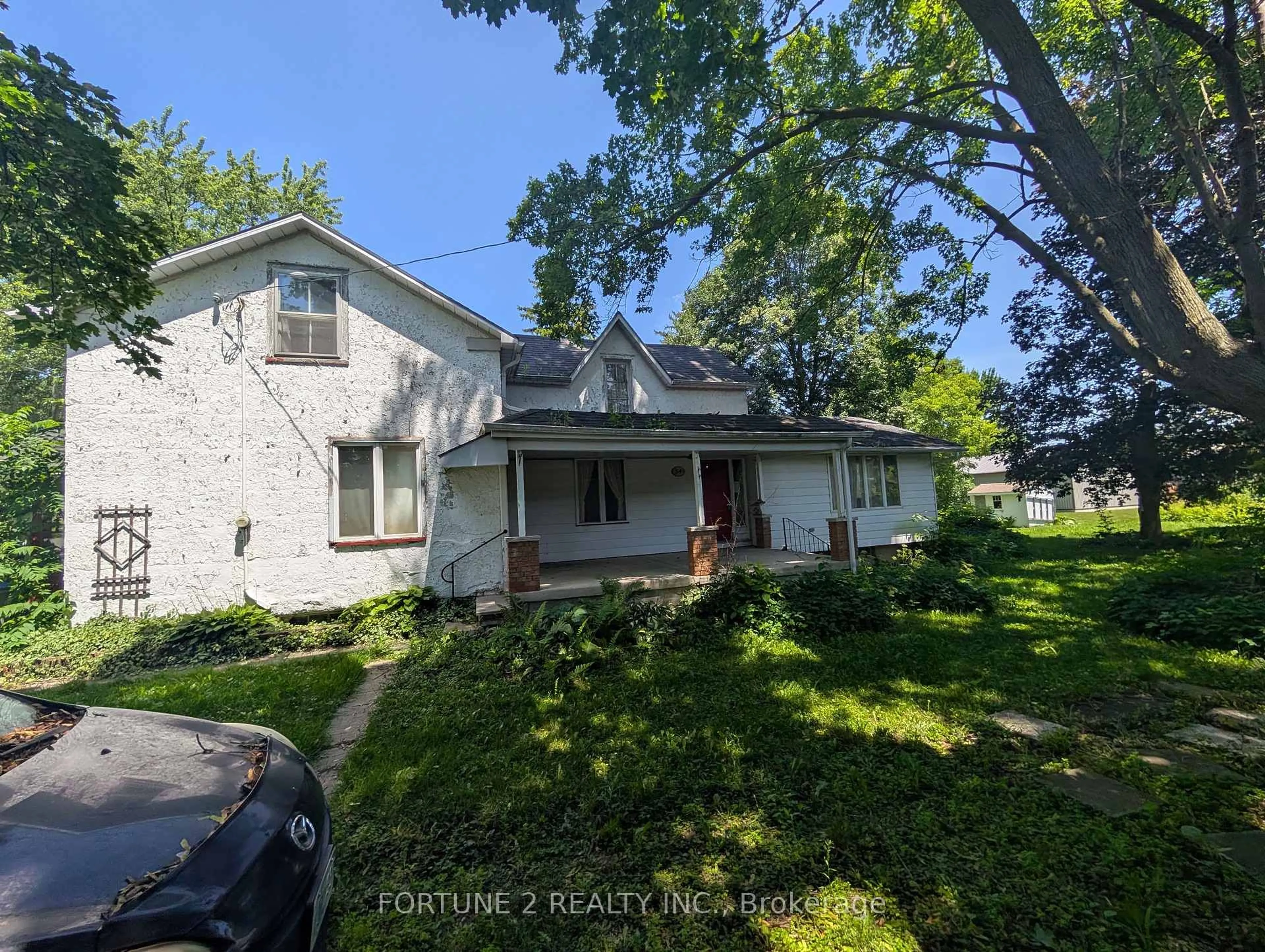A pic from outside/outdoor area/front of a property/back of a property/a pic from drone, street for 54 MAIN St, Huron East Ontario N0K 1W0