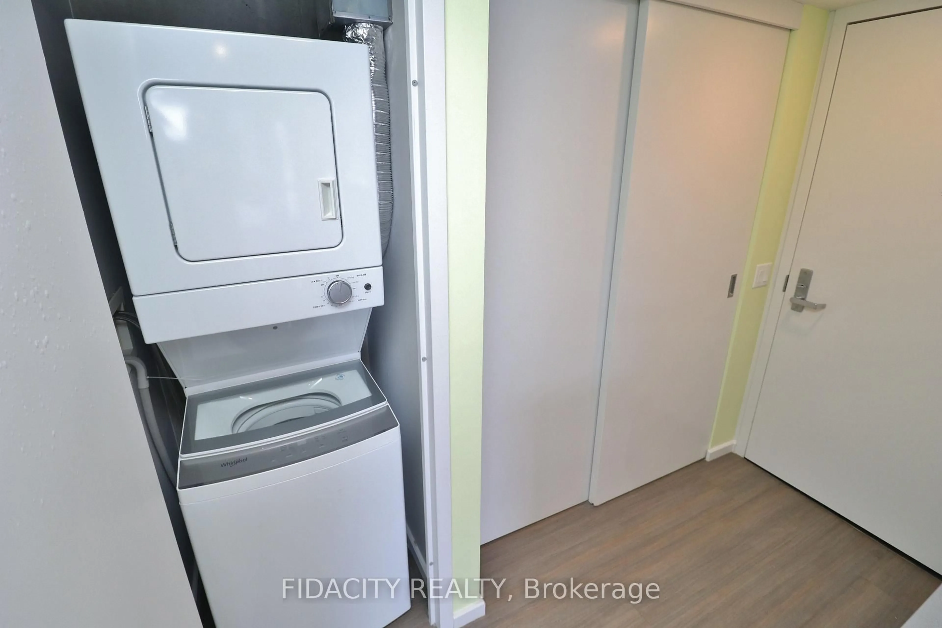 Laundry room for 105 Champagne Ave #719, Ottawa Ontario K1S 5E5