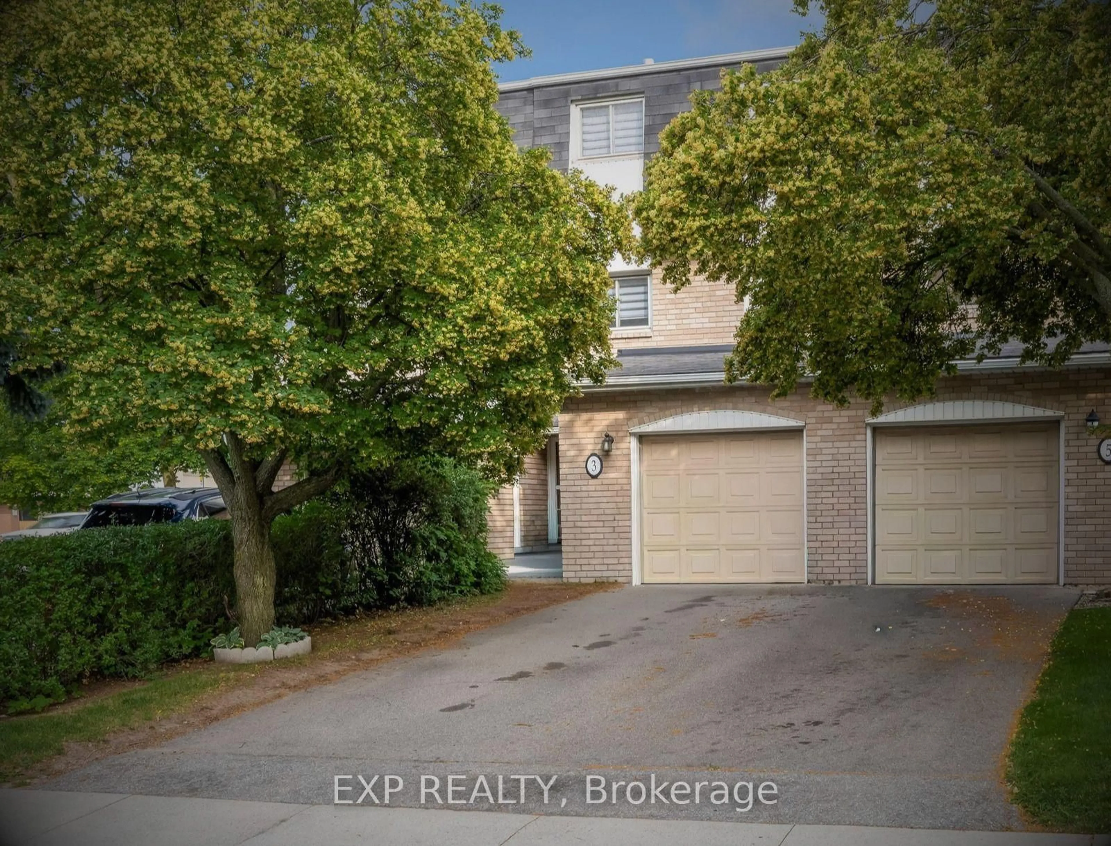 Unknown for 3 Glen Vista Dr, Hamilton Ontario L8K 6L6