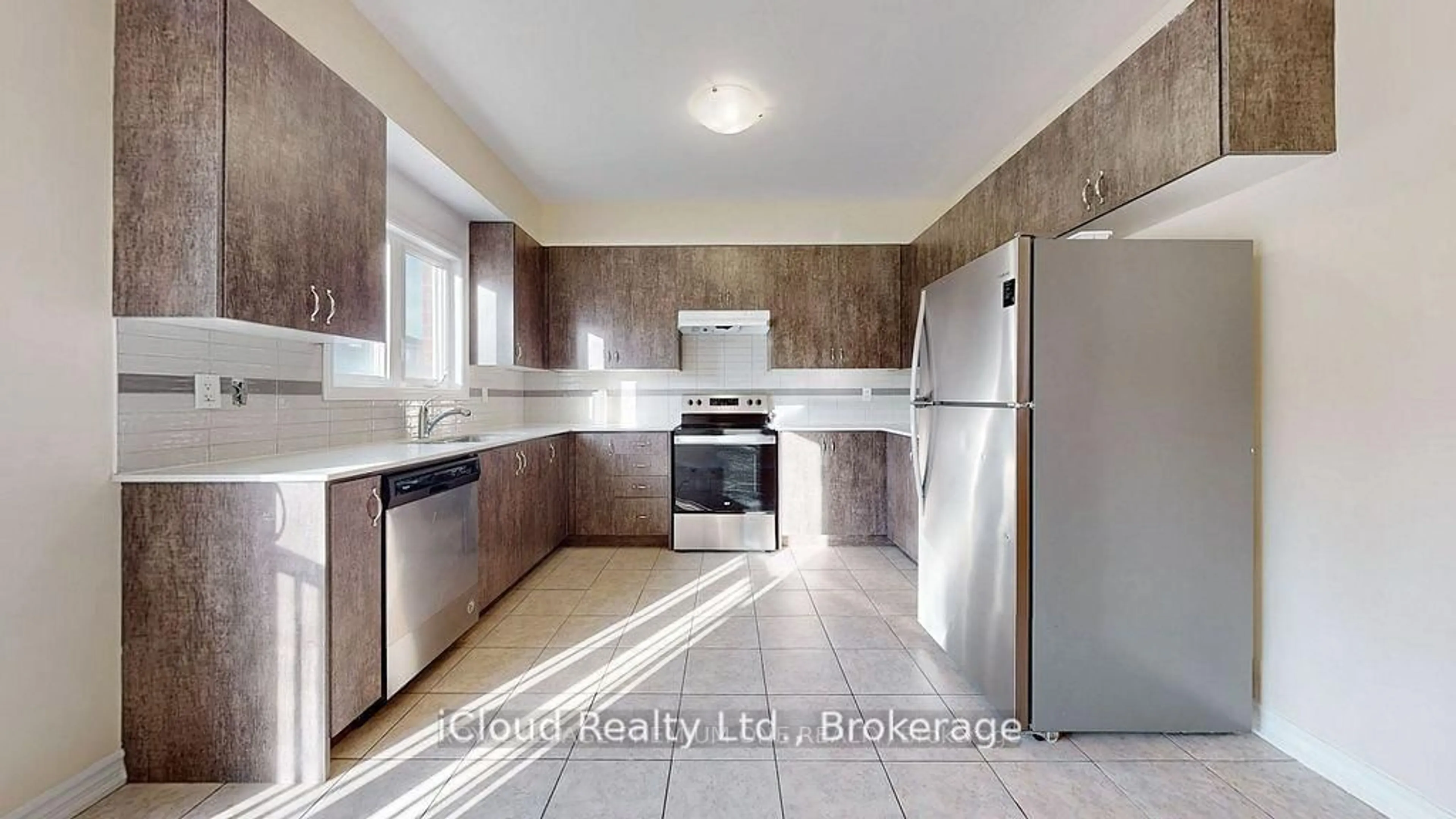 Standard kitchen, unknown for 344 Ridley Cres, Southgate Ontario N0C 1B0