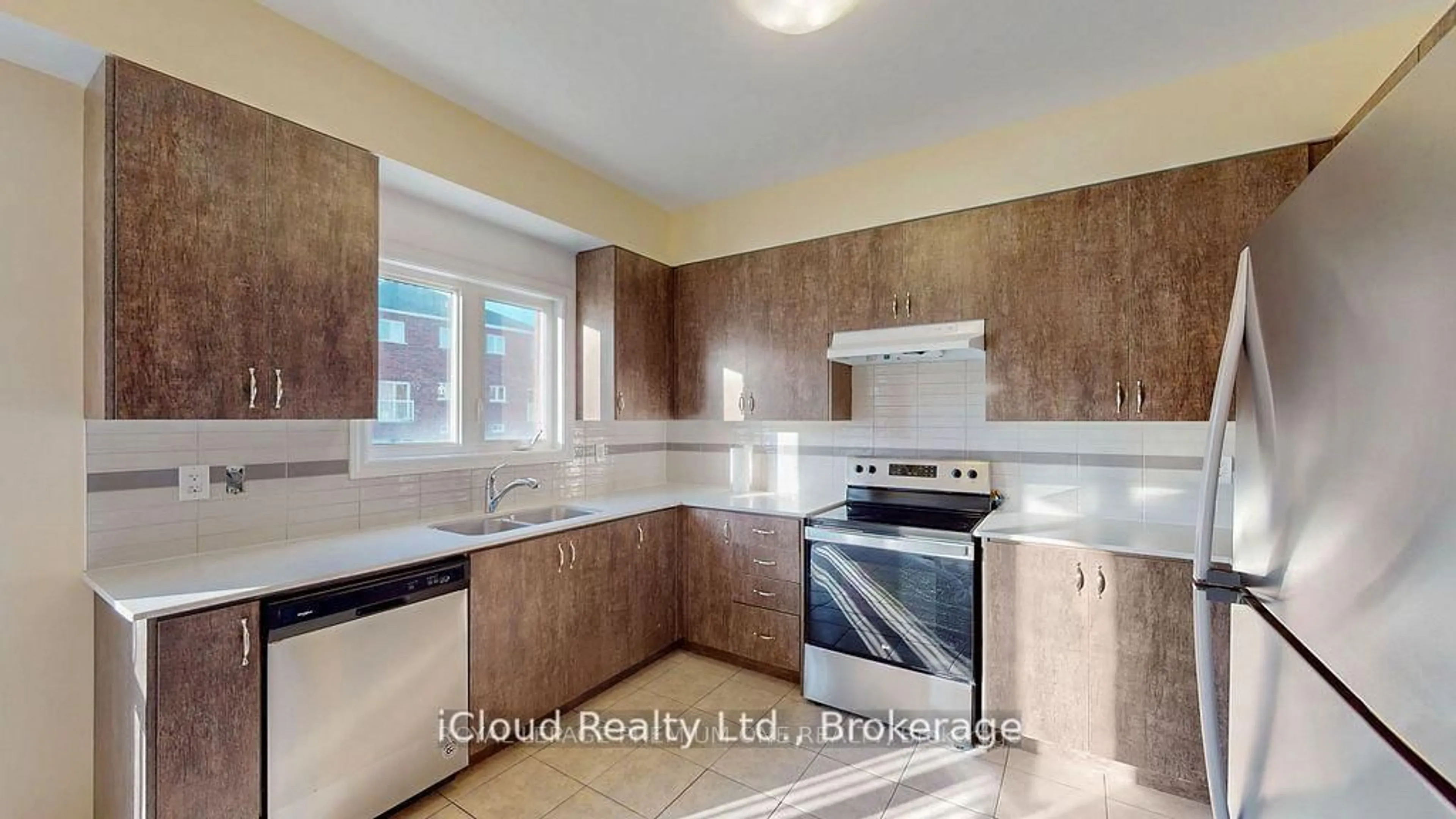 Unknown for 344 Ridley Cres, Southgate Ontario N0C 1B0