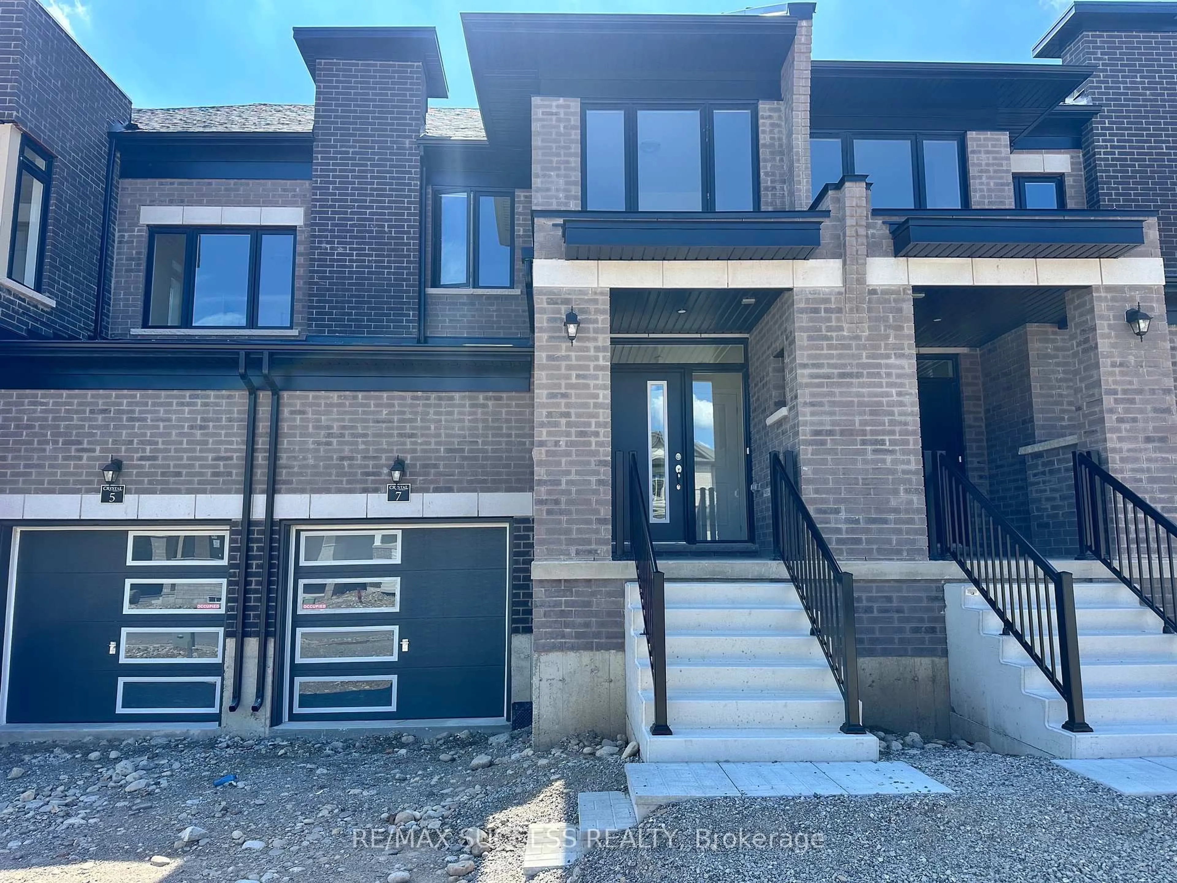 Home with brick exterior material, street for 7 Chapman Rd, Brant Ontario N3L 0R5