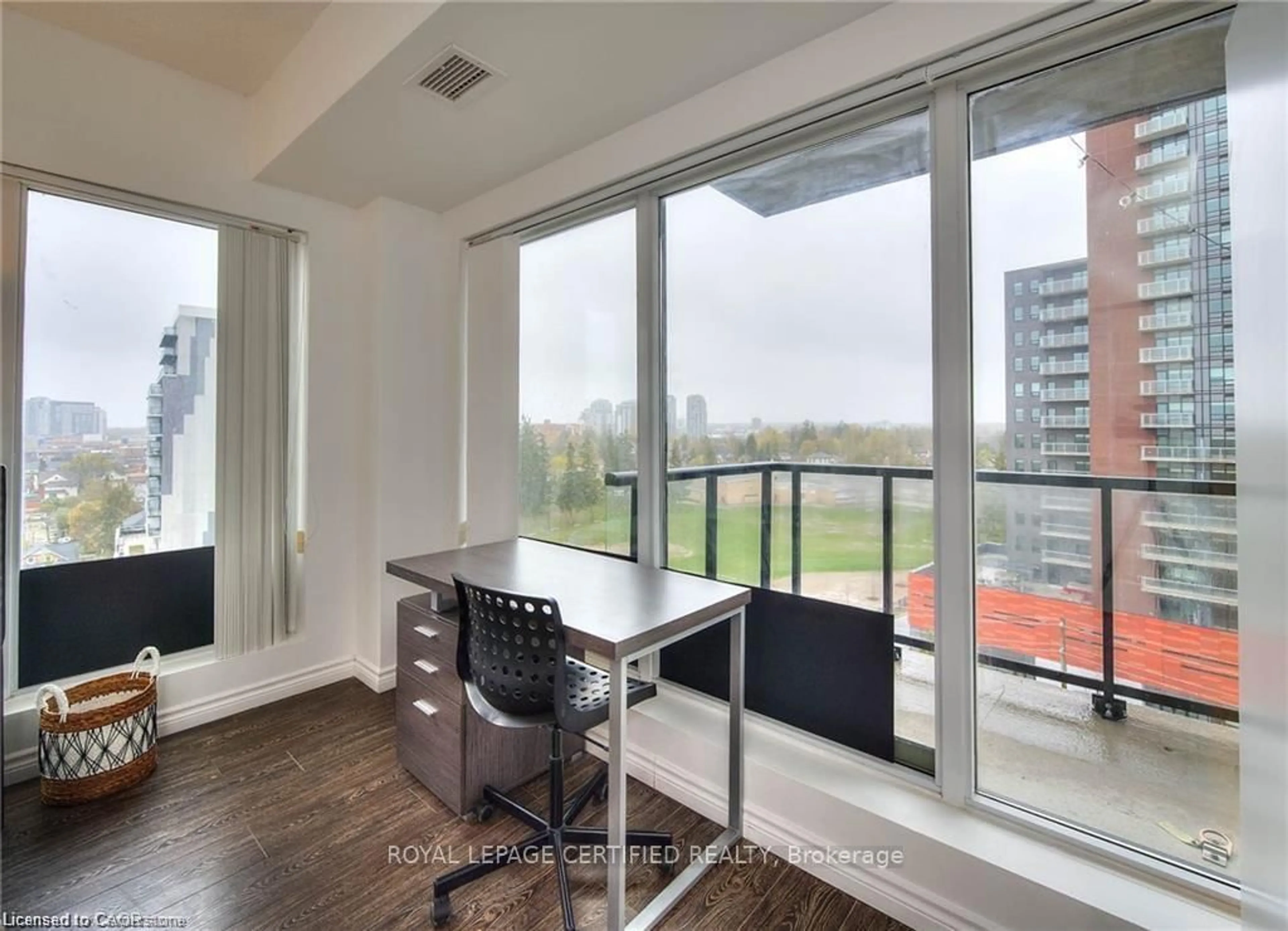 A pic of a room for 160 KING St #901, Waterloo Ontario N2J 2Y2