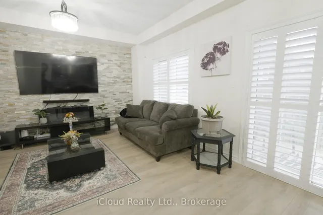 8 Whitton Dr, Brant 4