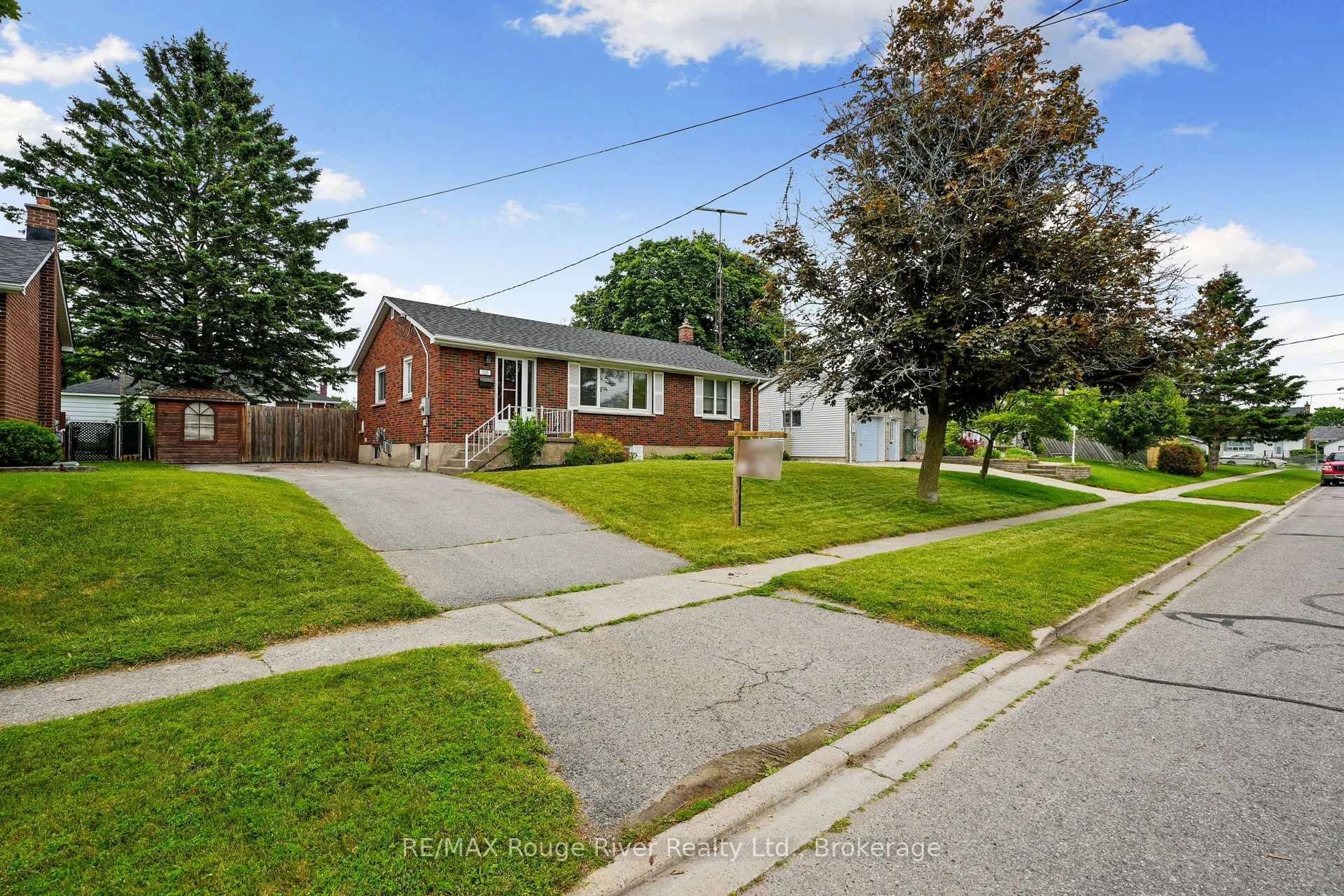Home with brick exterior material, street for 528 Barbara St, Cobourg Ontario K9A 2B1