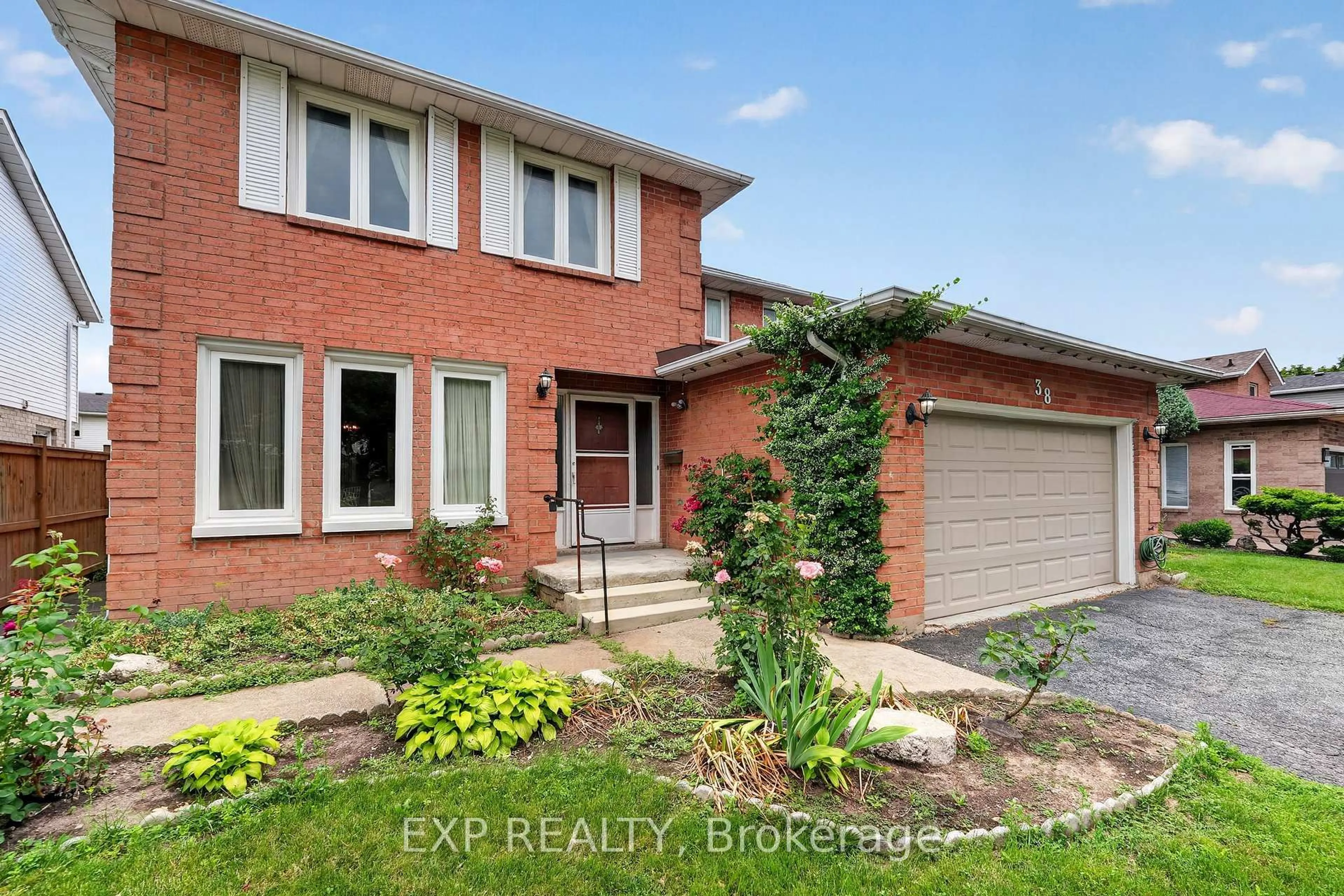 Home with brick exterior material, street for 38 Farmington Dr, St. Catharines Ontario L2S 3G5