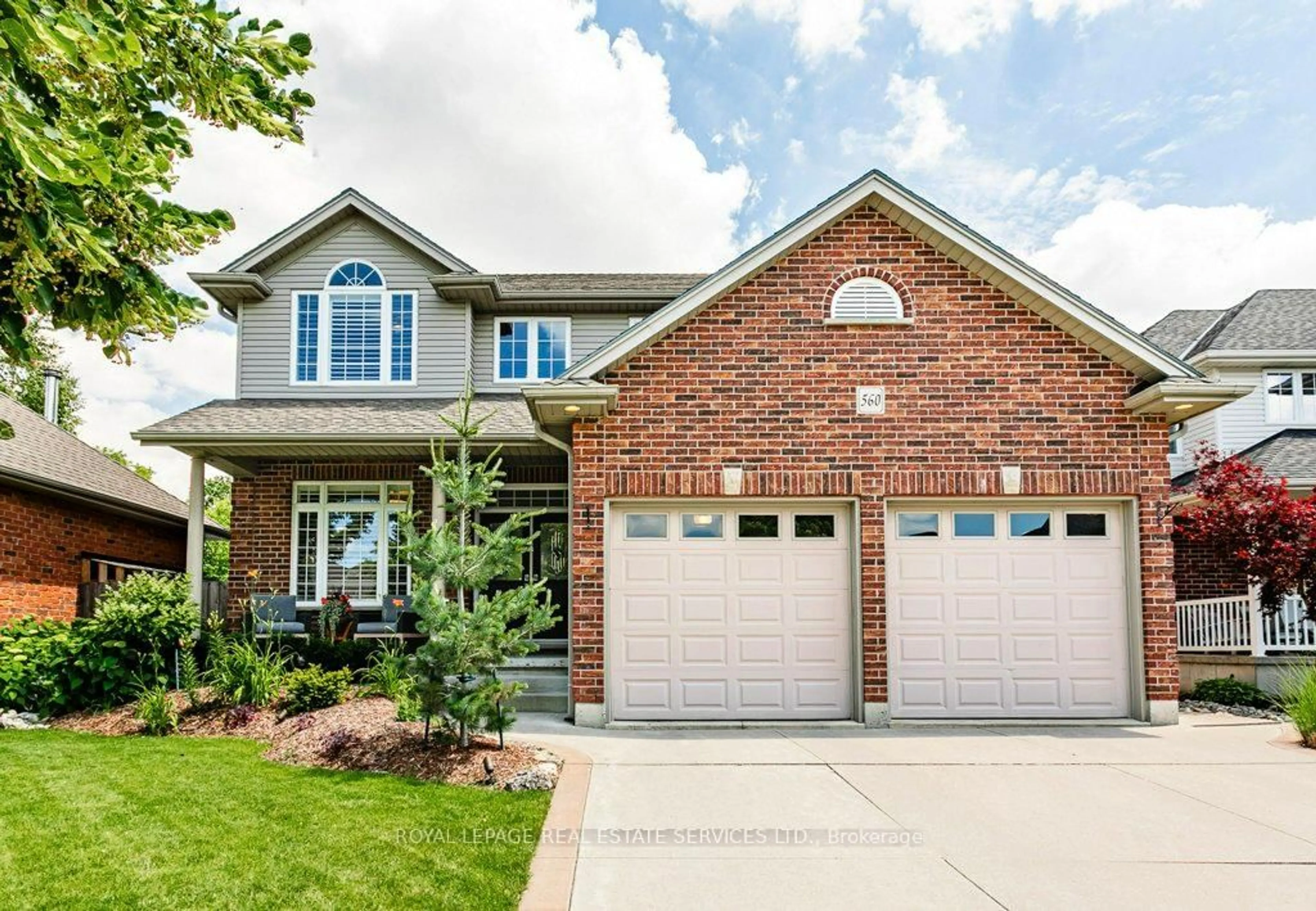 Home with brick exterior material, street for 560 Lakeview Dr, Woodstock Ontario N4T 1W1