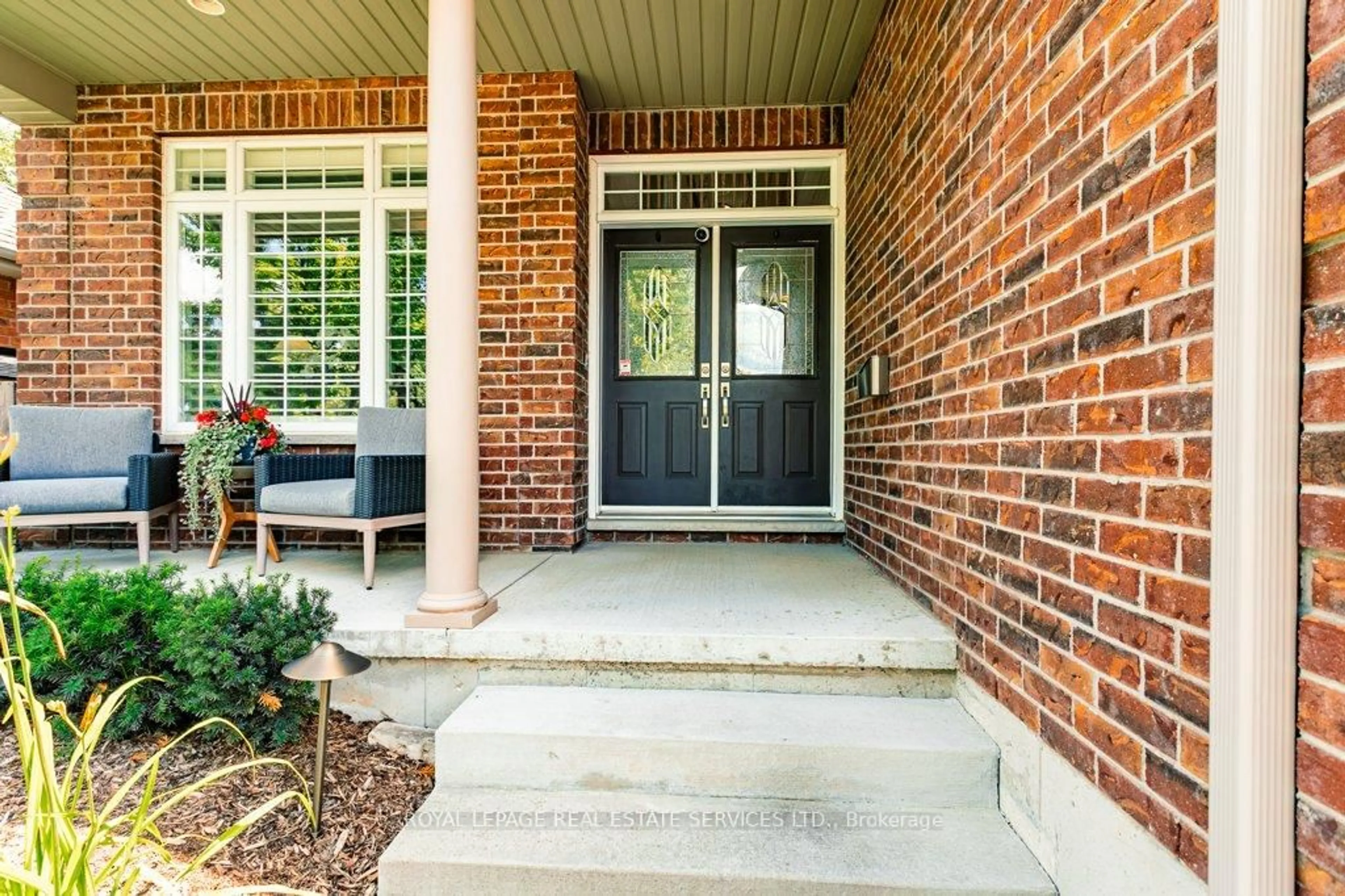 Unknown for 560 Lakeview Dr, Woodstock Ontario N4T 1W1